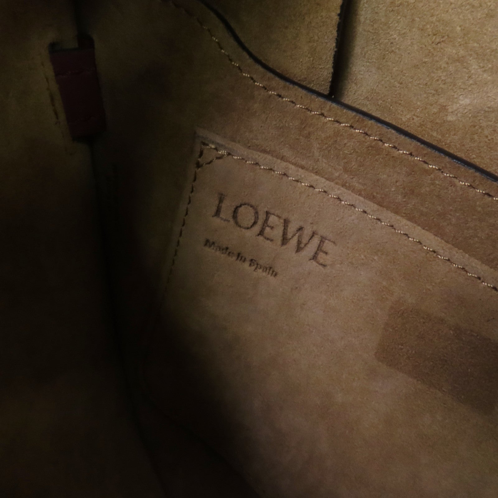 LOEWE 牛皮皮革Gate Small金扣肩背袋