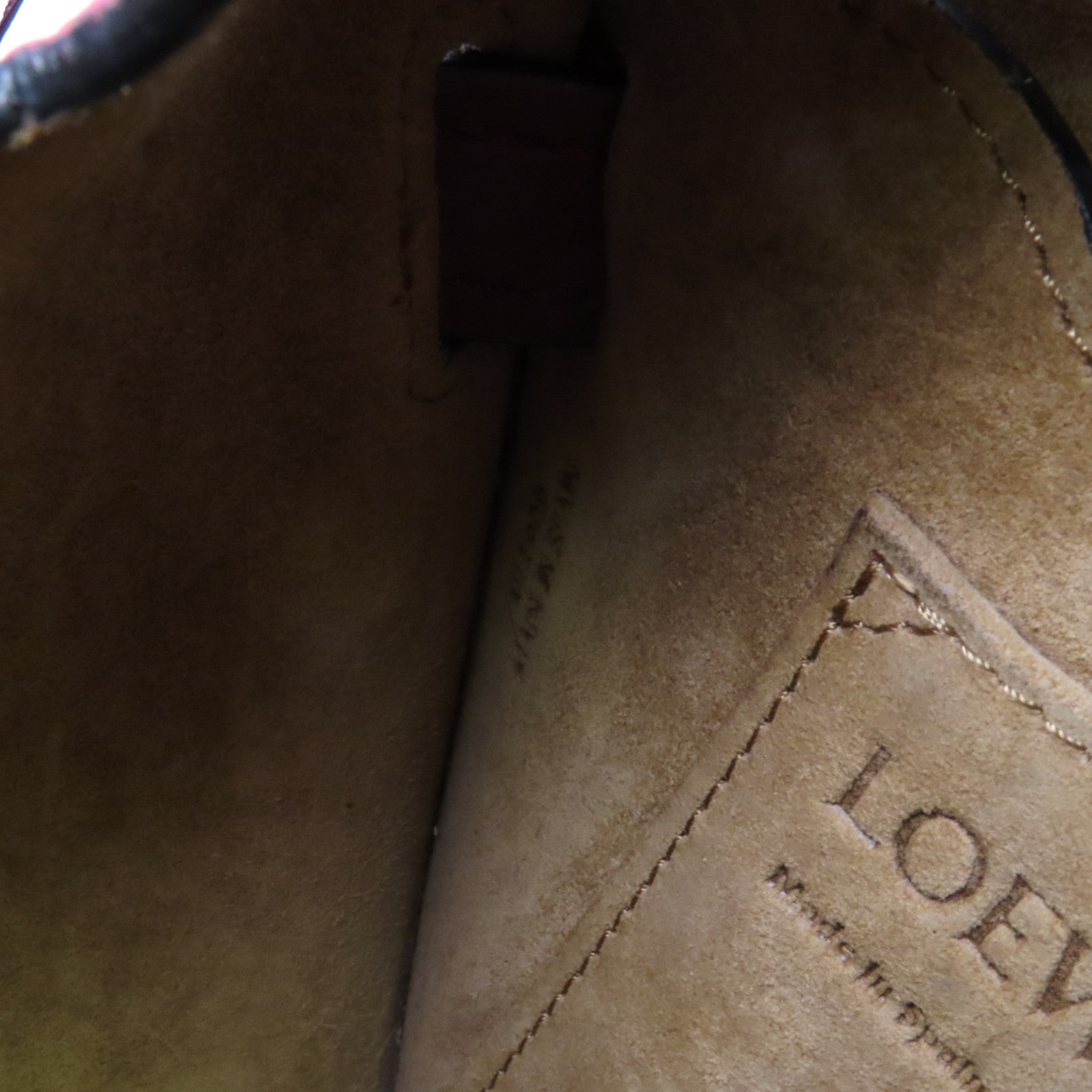 LOEWE 牛皮皮革Gate Small金扣肩背袋