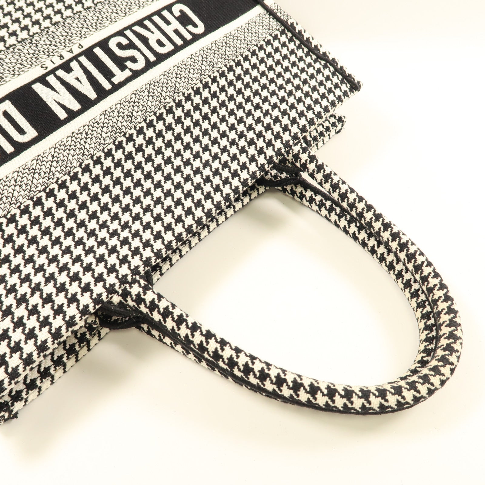 Dior 帆布Book Tote手挽袋黑色/白色