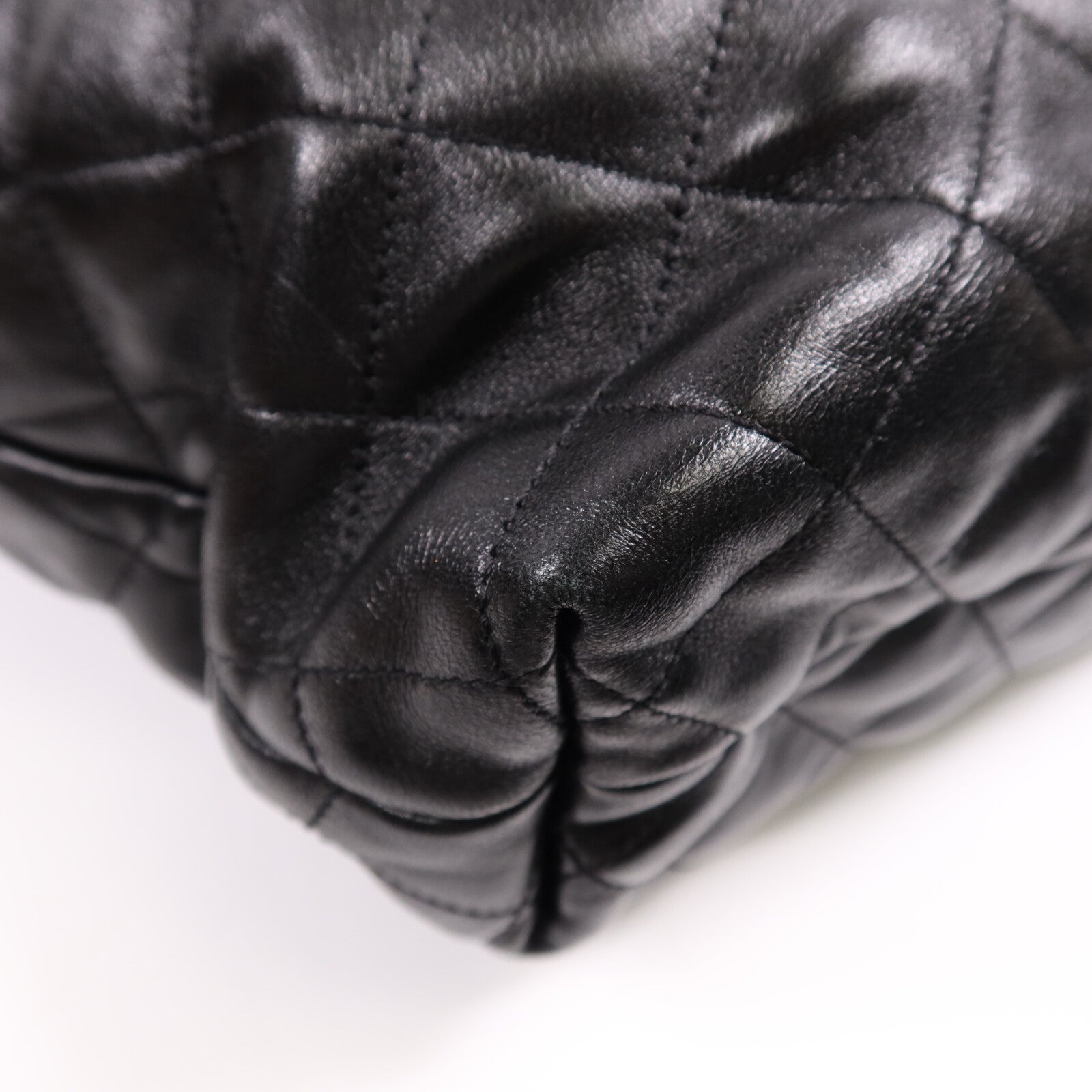 SAINT LAURENT 羊皮皮革Icare Maxi金扣手挽袋