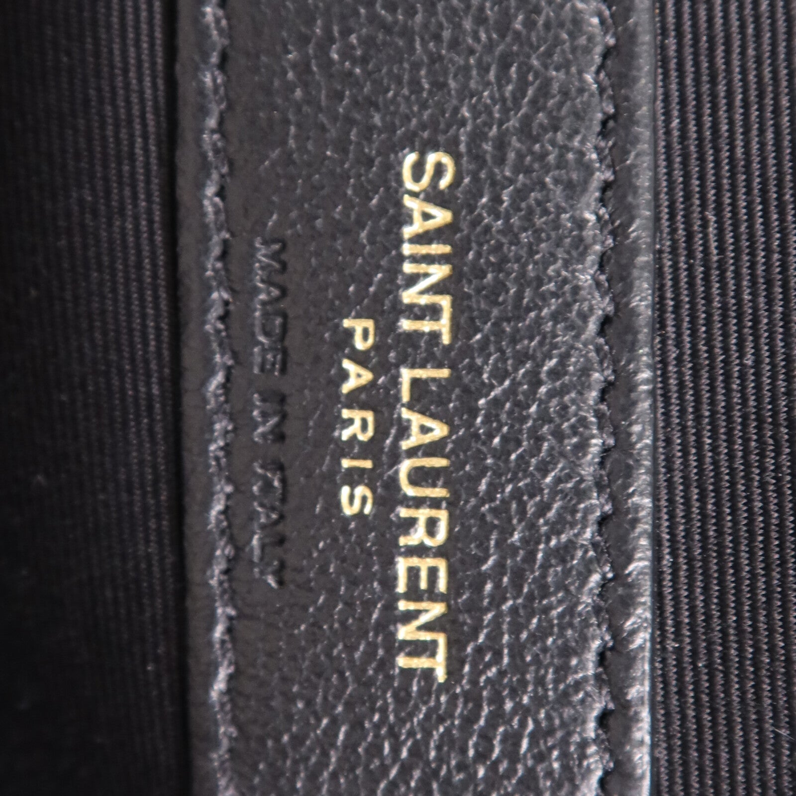 SAINT LAURENT 羊皮皮革Icare Maxi金扣手挽袋