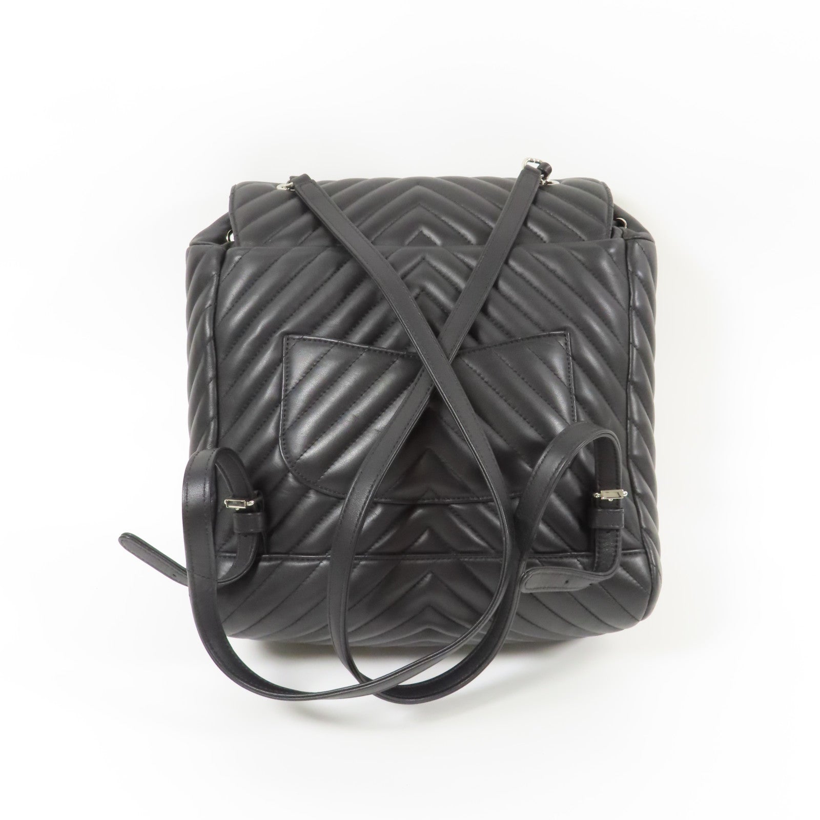 CHANEL 牛皮皮革Urban Spirit Backpack銀扣背包