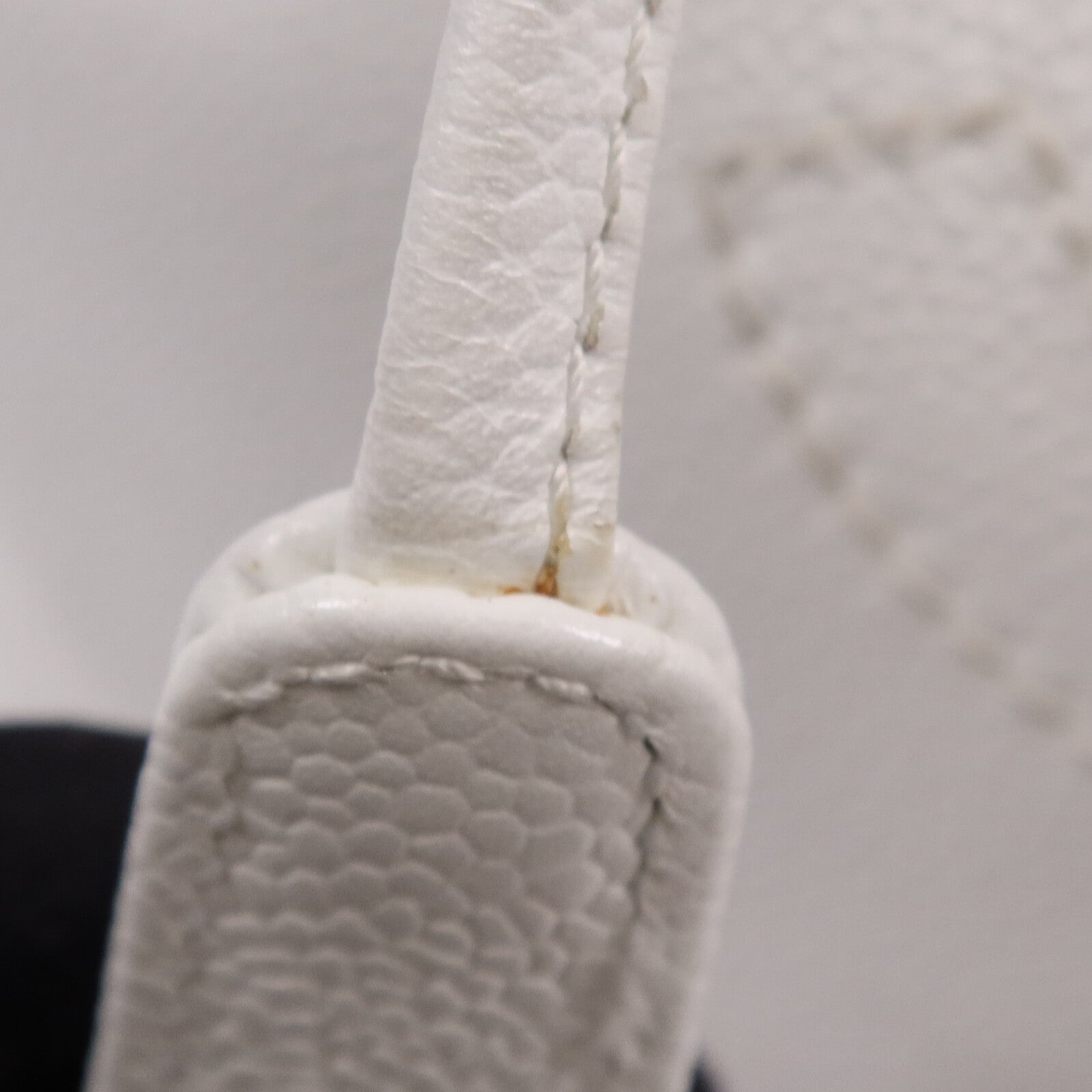 CHANEL 牛皮皮革Vintage Shoulder Bag金扣肩背袋