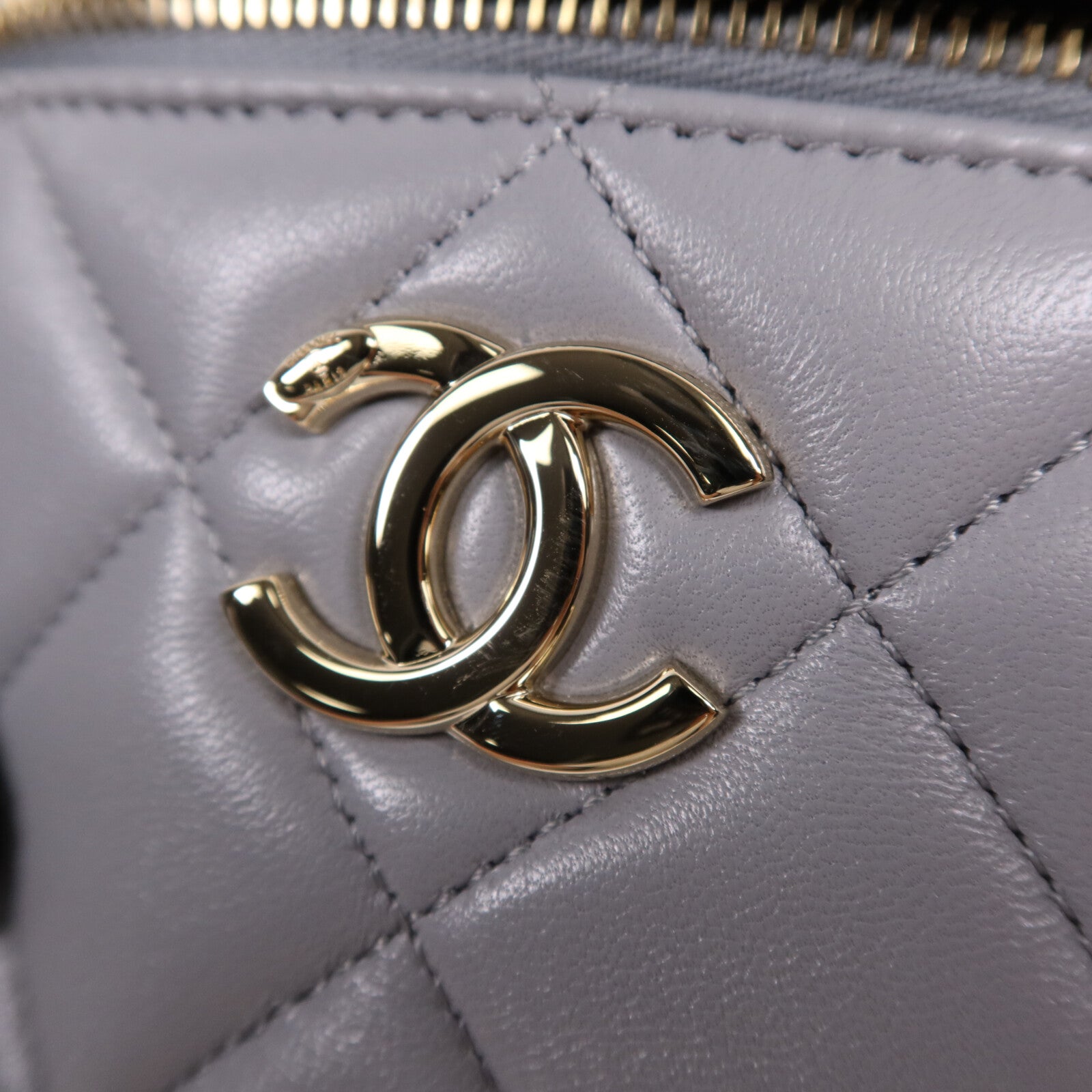 CHANEL 羊皮皮革Trendy CC Vanity Case金扣手挽肩背兩用袋