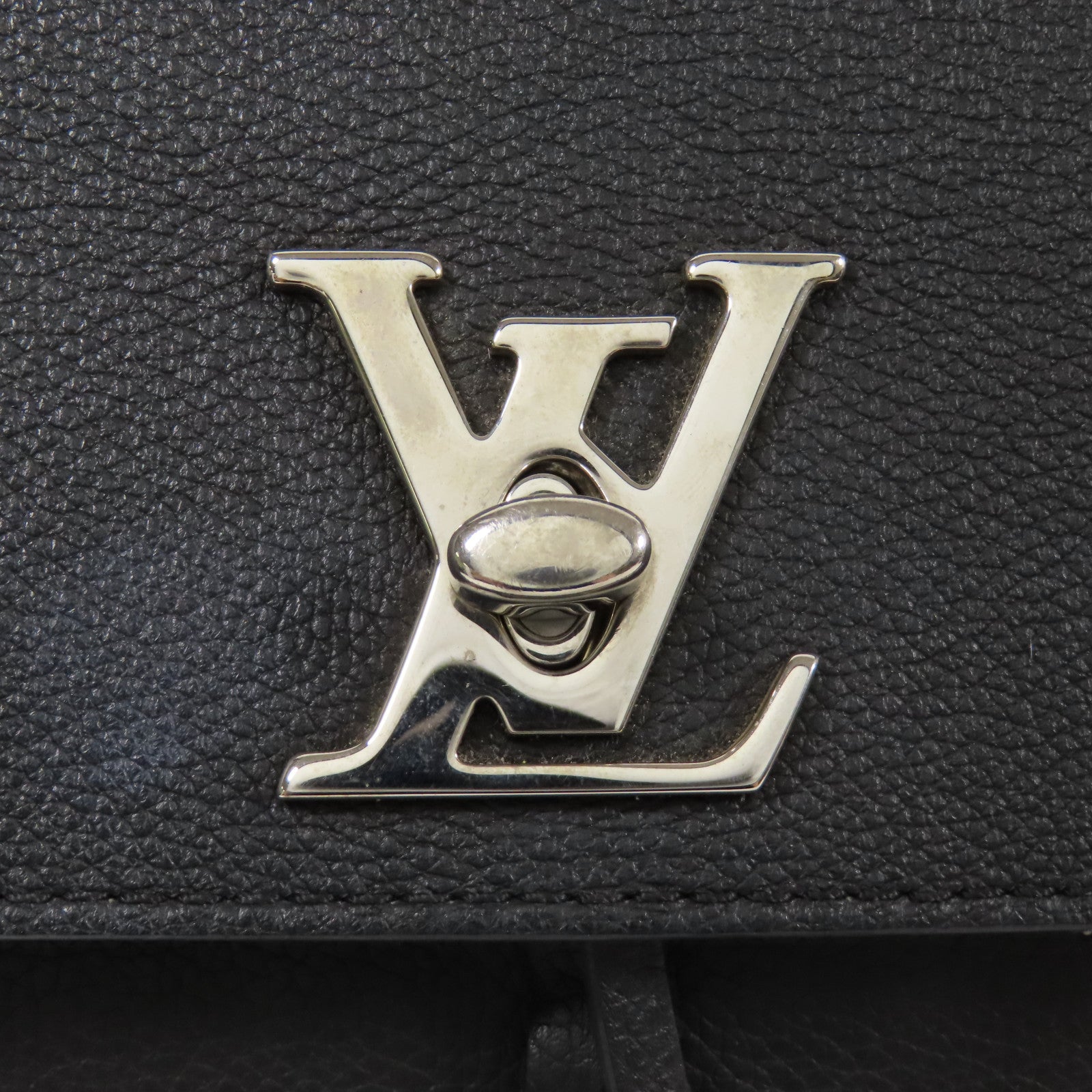 LOUIS VUITTON LV SHW Lock Me Backpack M41815 Calfskin Leather Black Noir