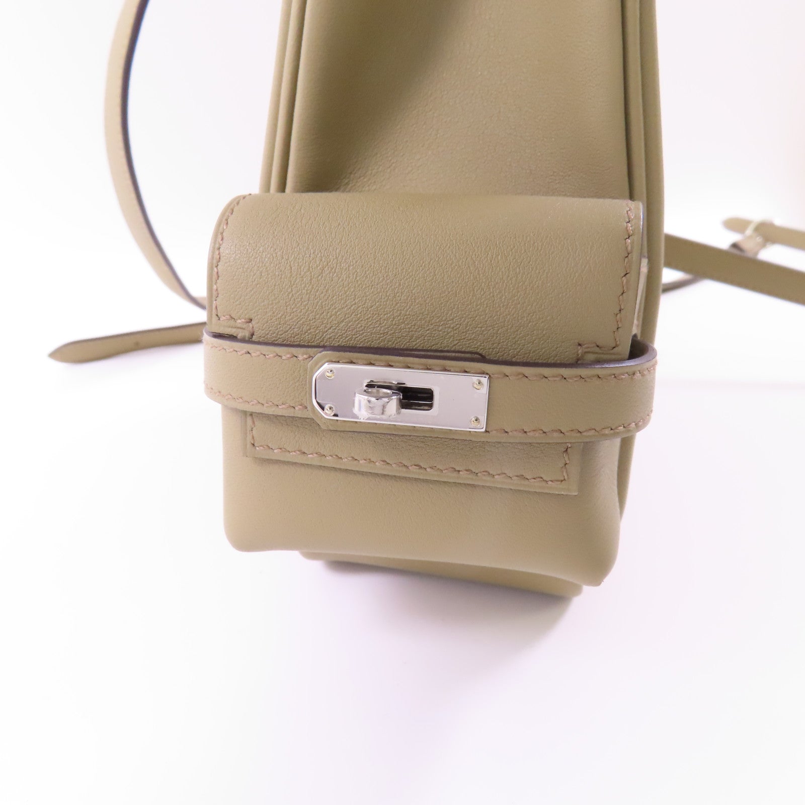 HERMES Swift皮革Kelly Jump銀扣背包Beige Marfa