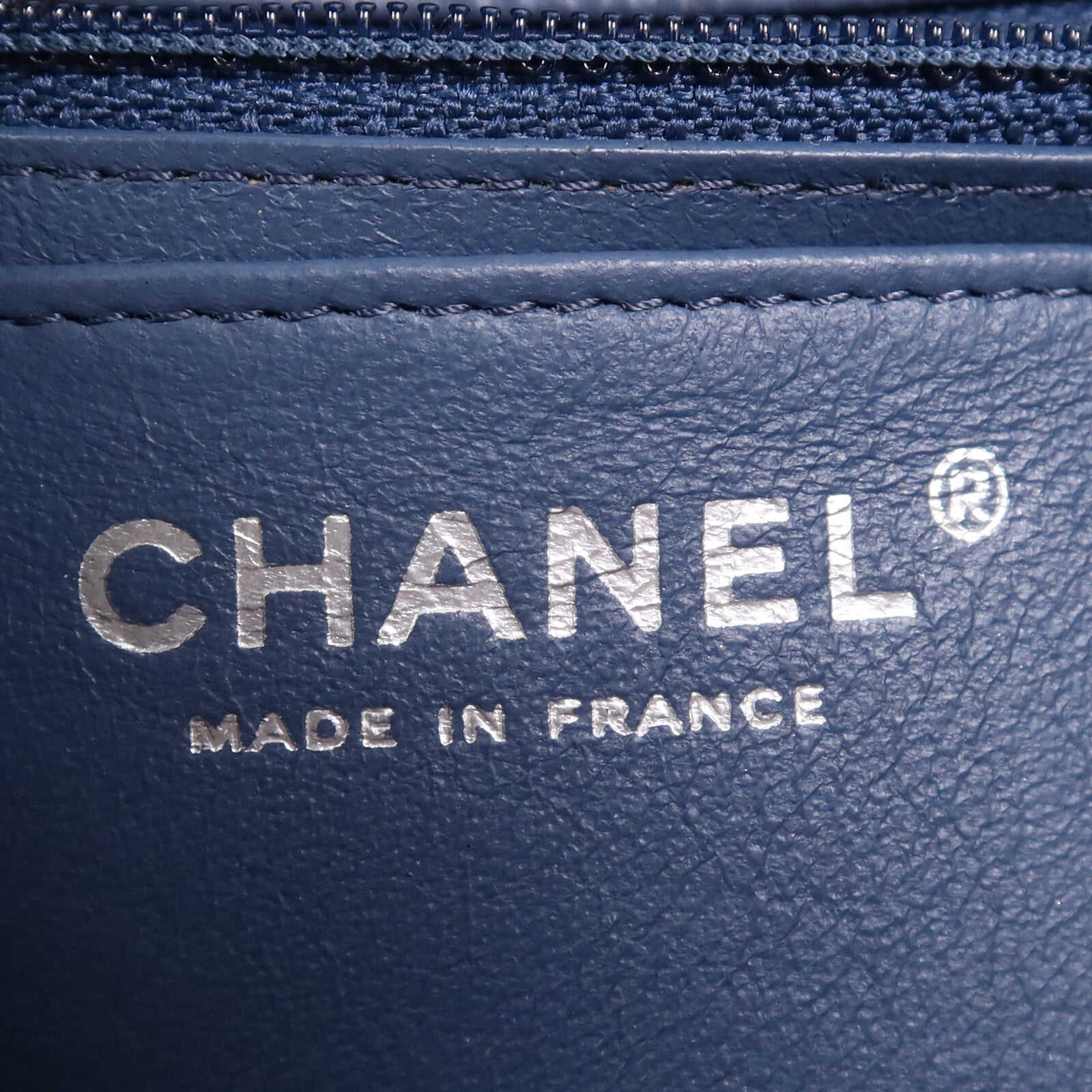 CHANEL 羊皮皮革Mini Classic 17銀扣鏈帶肩背袋