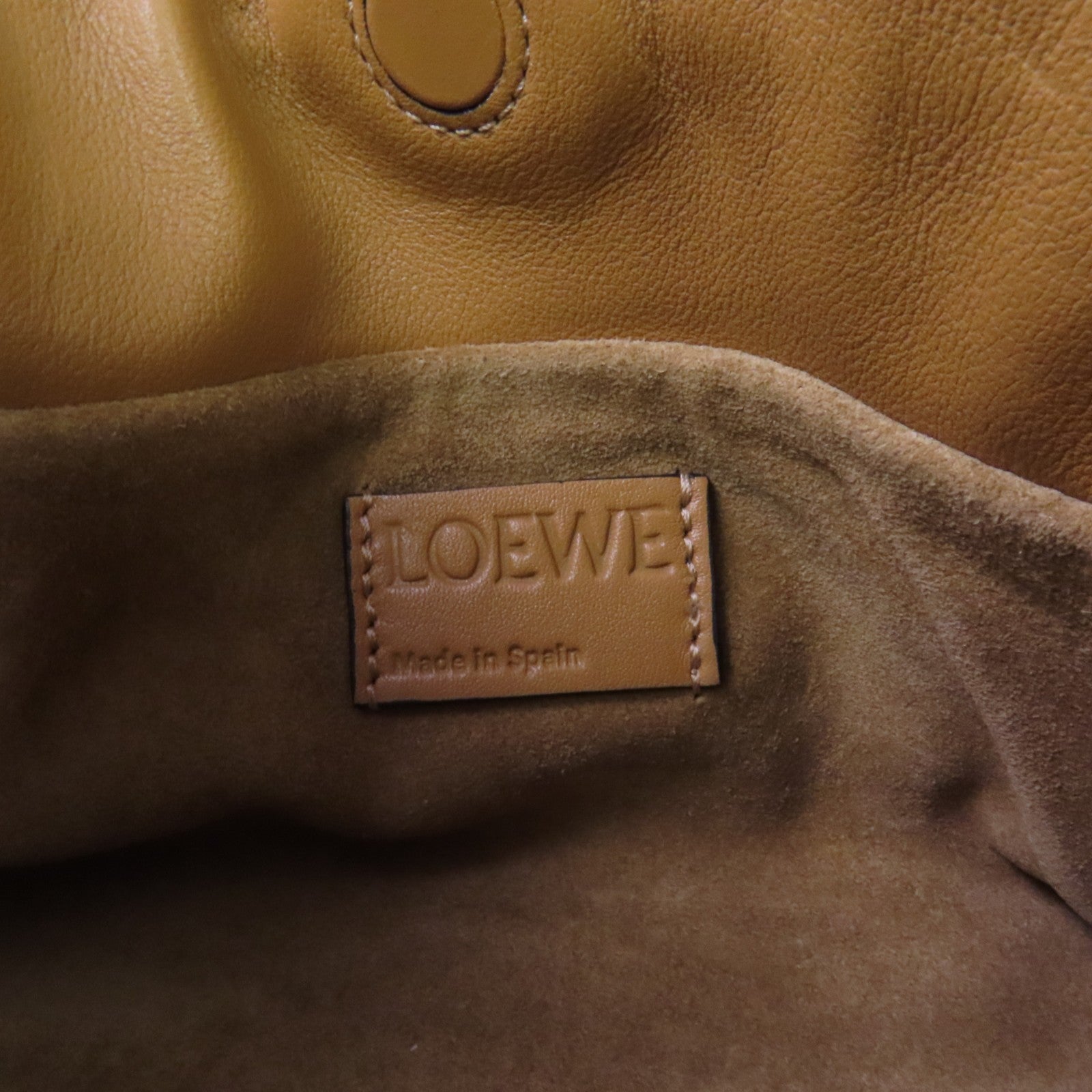 LOEWE 牛皮皮革Flamenco Nano鏈帶肩背袋