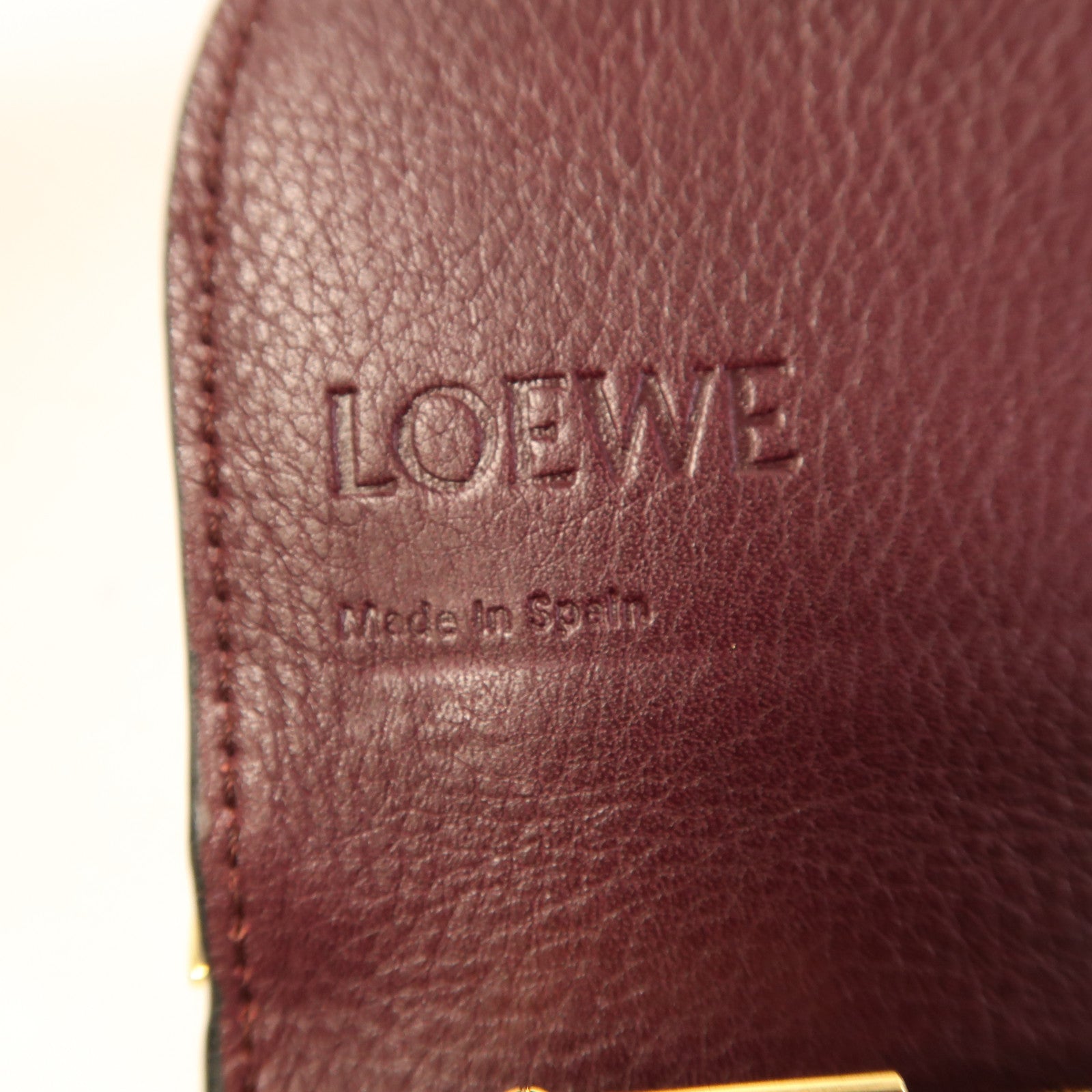 LOEWE 牛皮皮革Gate Pochette金扣肩背袋