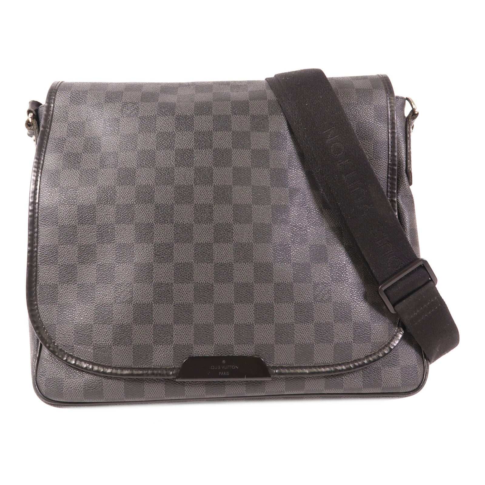 LOUIS VUITTON Damier Graphite Daniel MM銀扣肩背袋