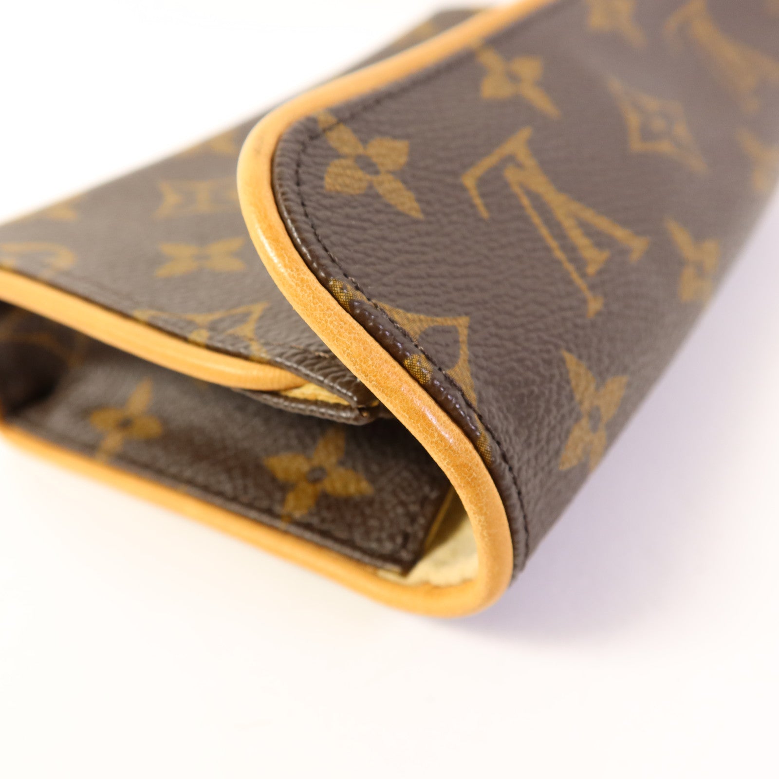 LOUIS VUITTON Monogram Pochette Twin PM金扣肩背袋