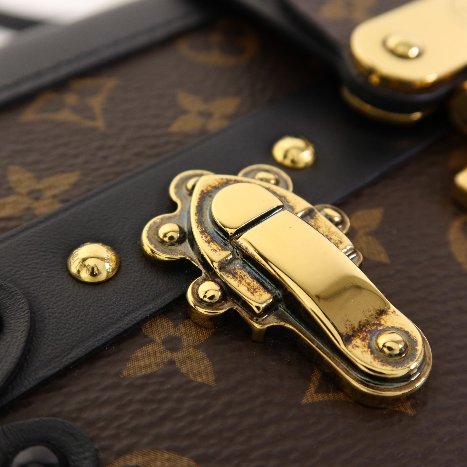 LOUIS VUITTON Monogram Petite Malle金扣肩背袋