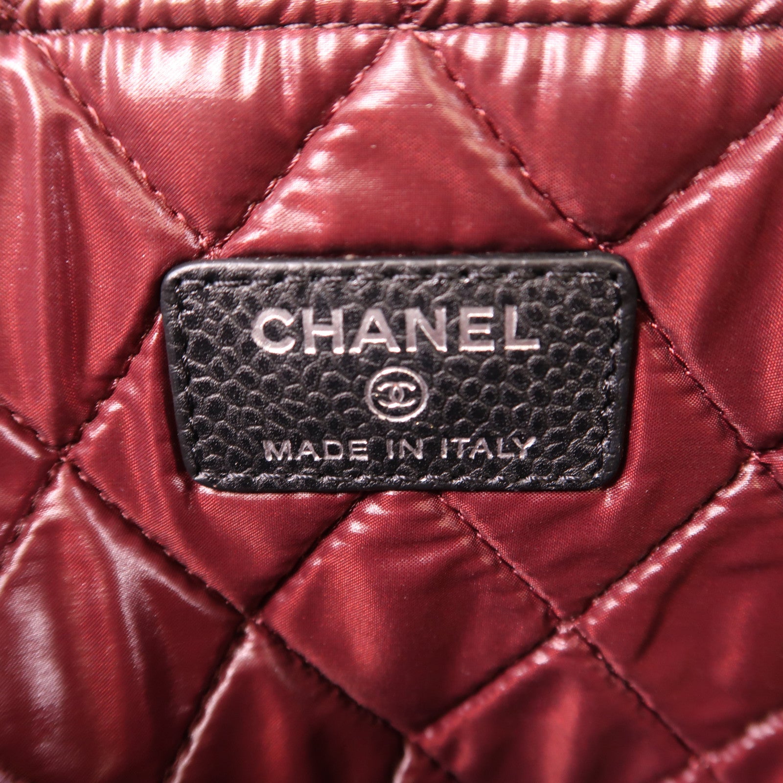 CHANEL 牛皮皮革Classic Zipped Pouch銀扣手拿包