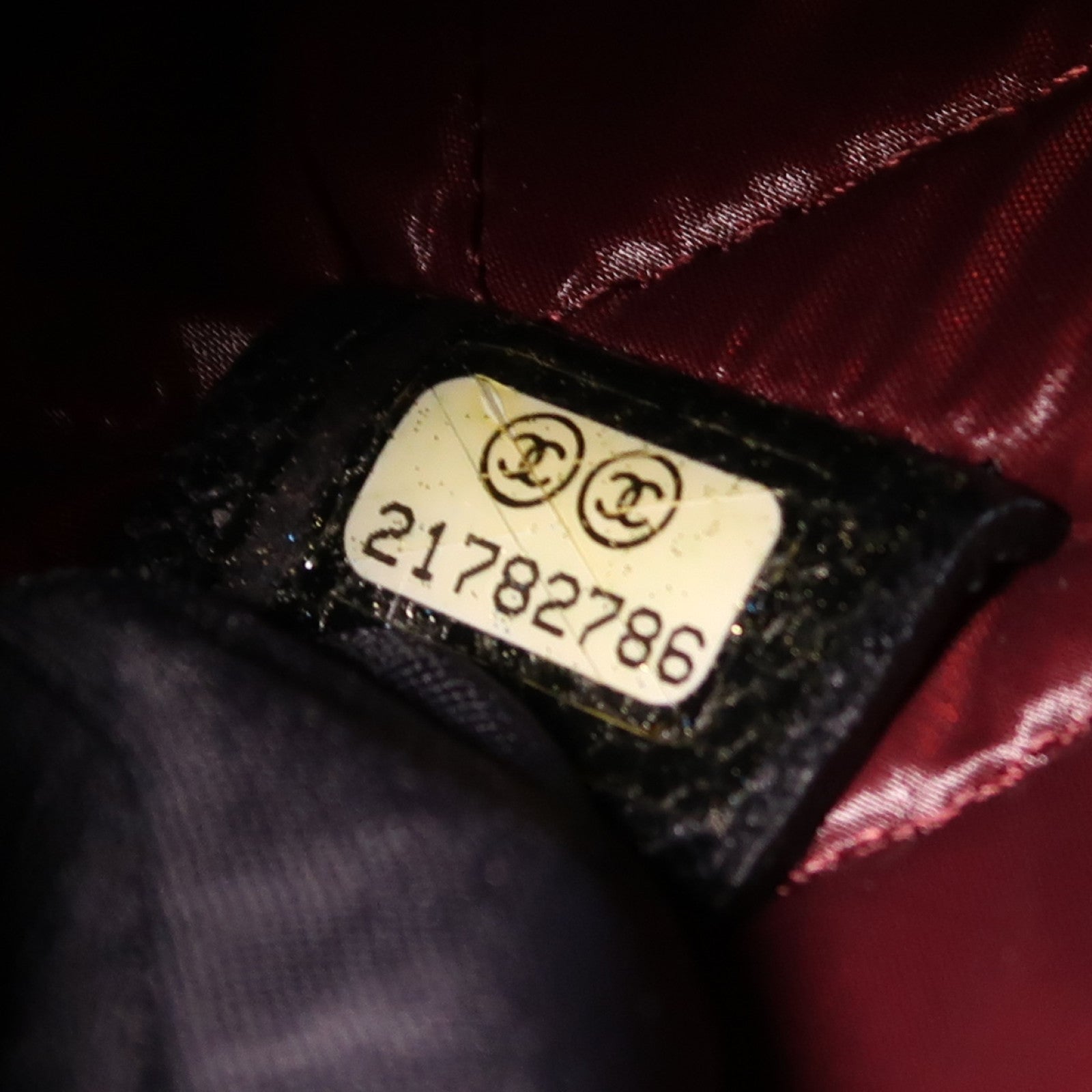 CHANEL 牛皮皮革Classic Zipped Pouch銀扣手拿包