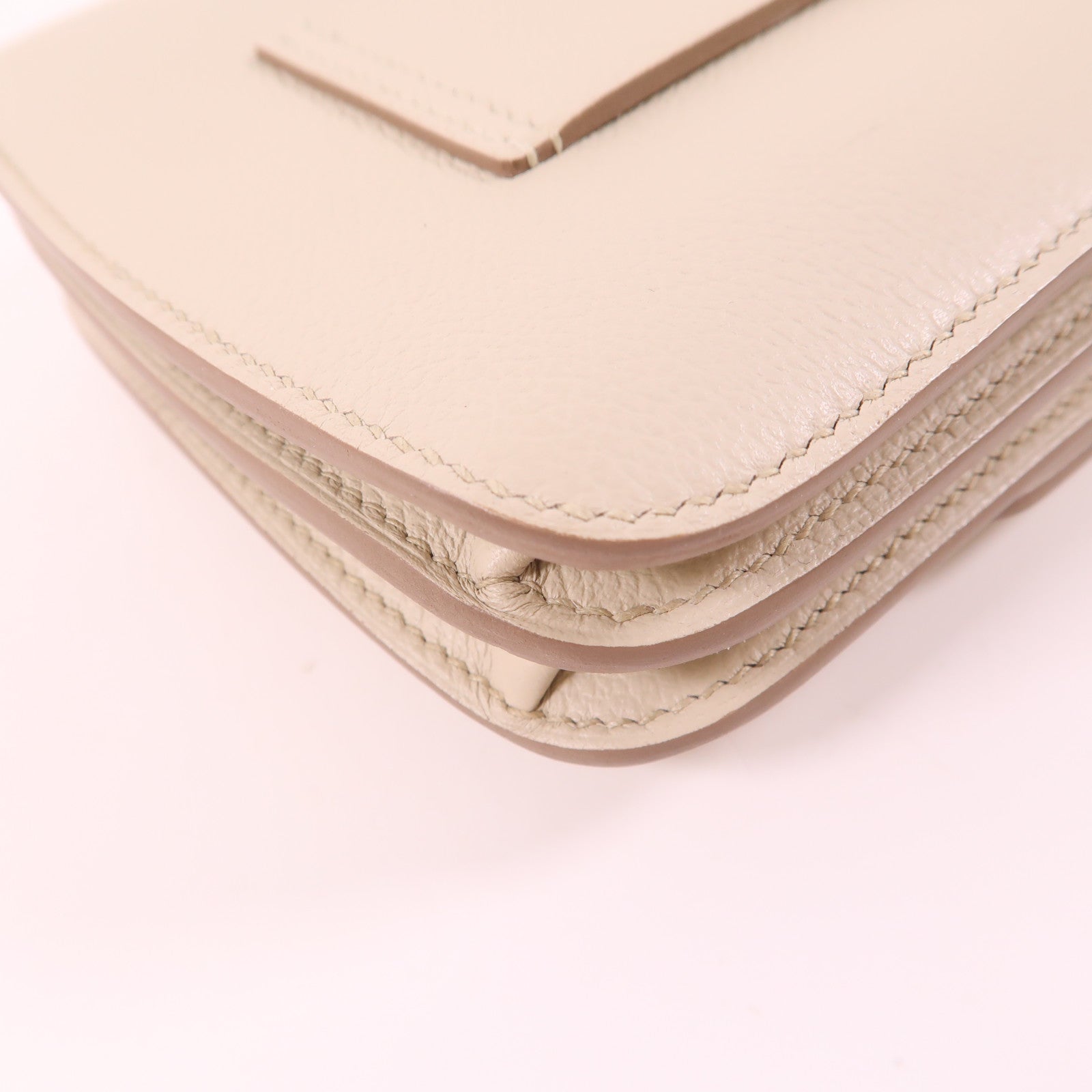 HERMES Evercolor皮革2002 Slim金扣手拿包冰川白色