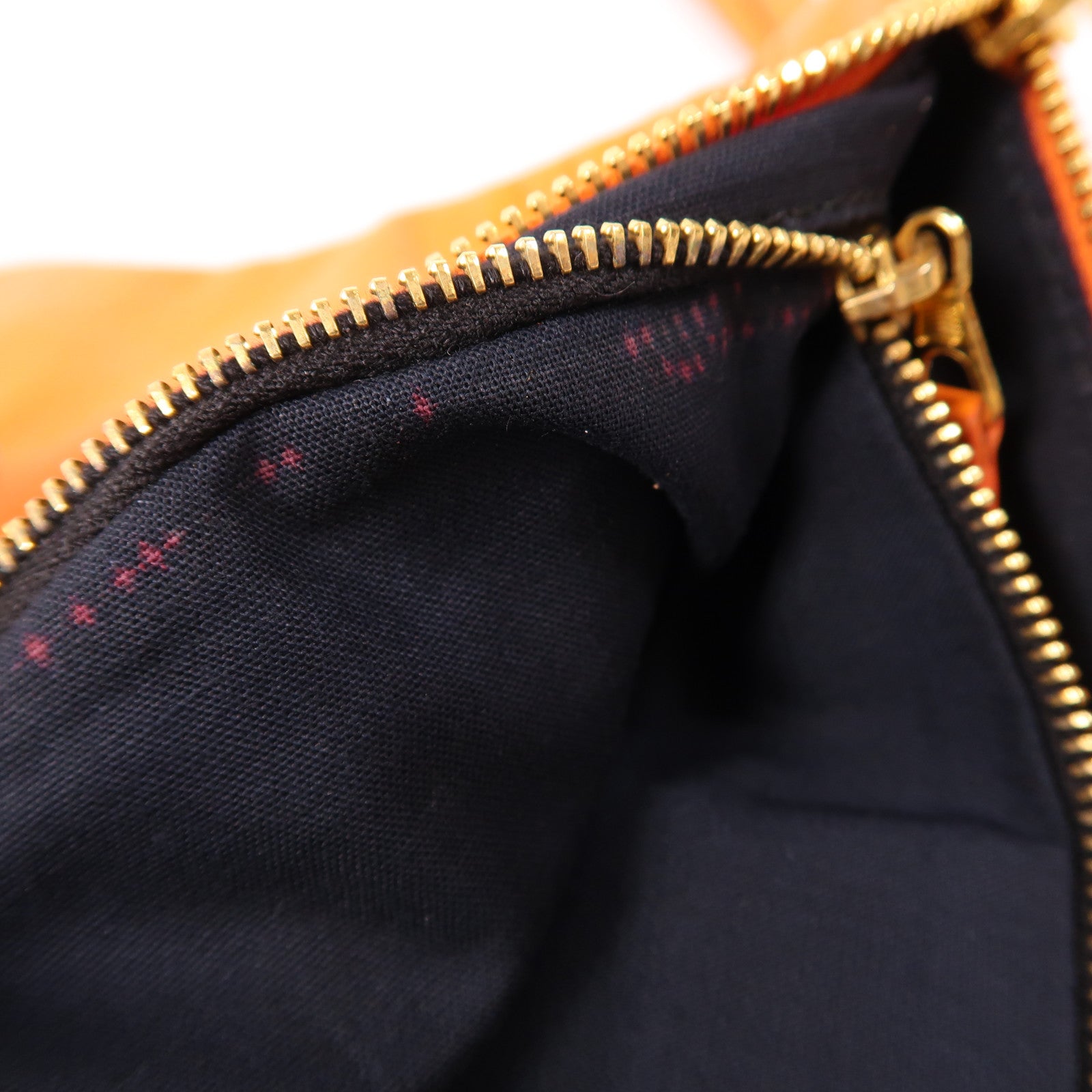 BALENCIAGA 羊皮皮革Clutch金扣手拿包