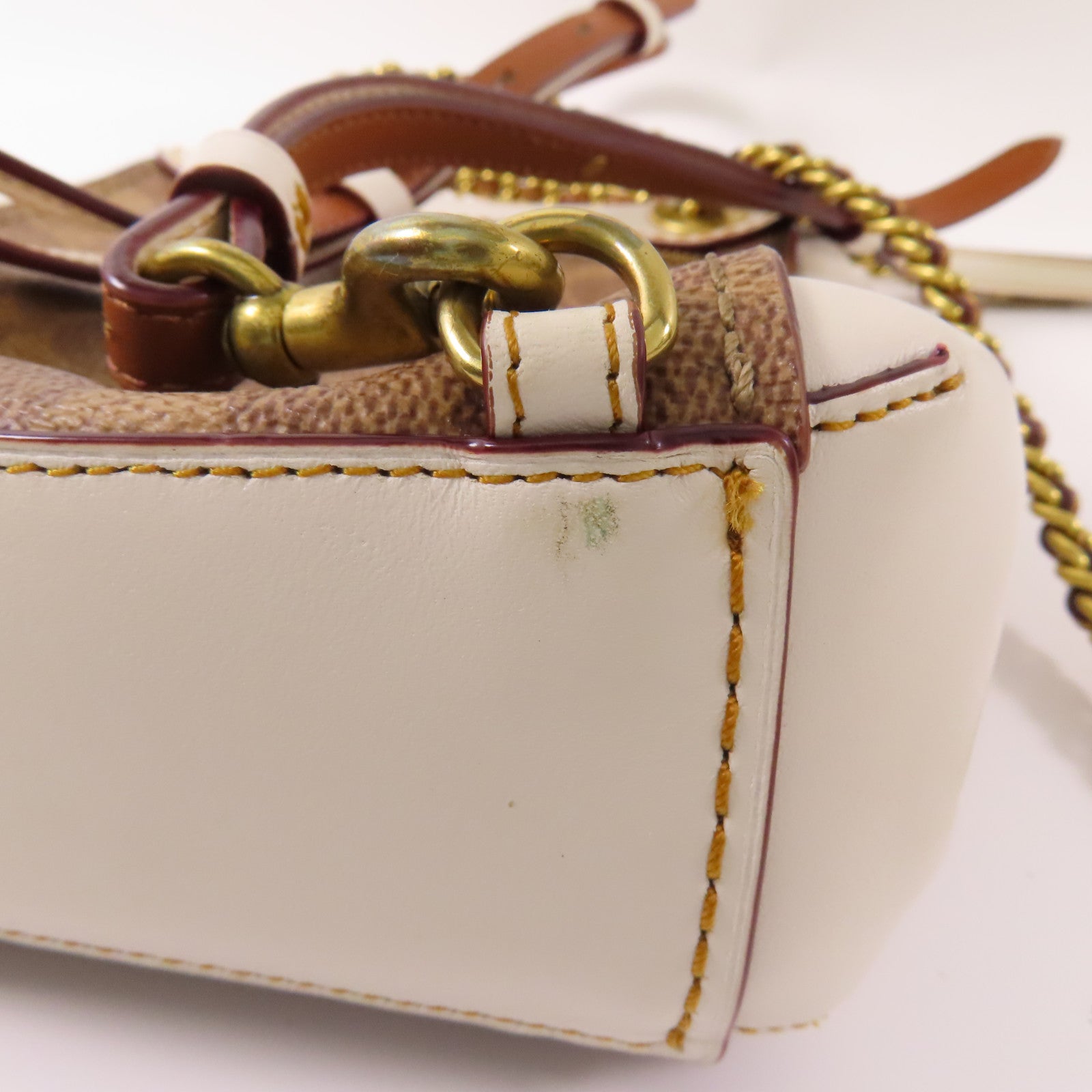 COACH 塗層帆布/牛皮皮革Backpack金扣鏈帶背包