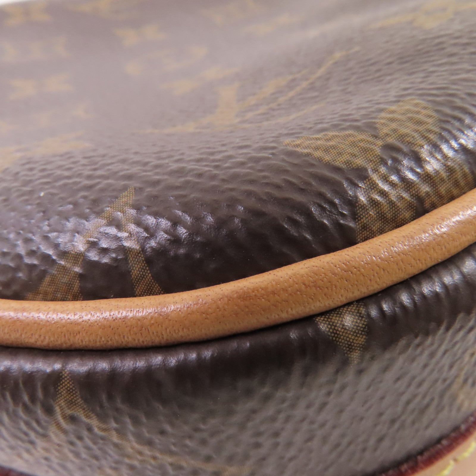 LOUIS VUITTON 【激減優惠】Monogram Boite Chapeau Souple Shoulder Bag金扣肩背袋啡色