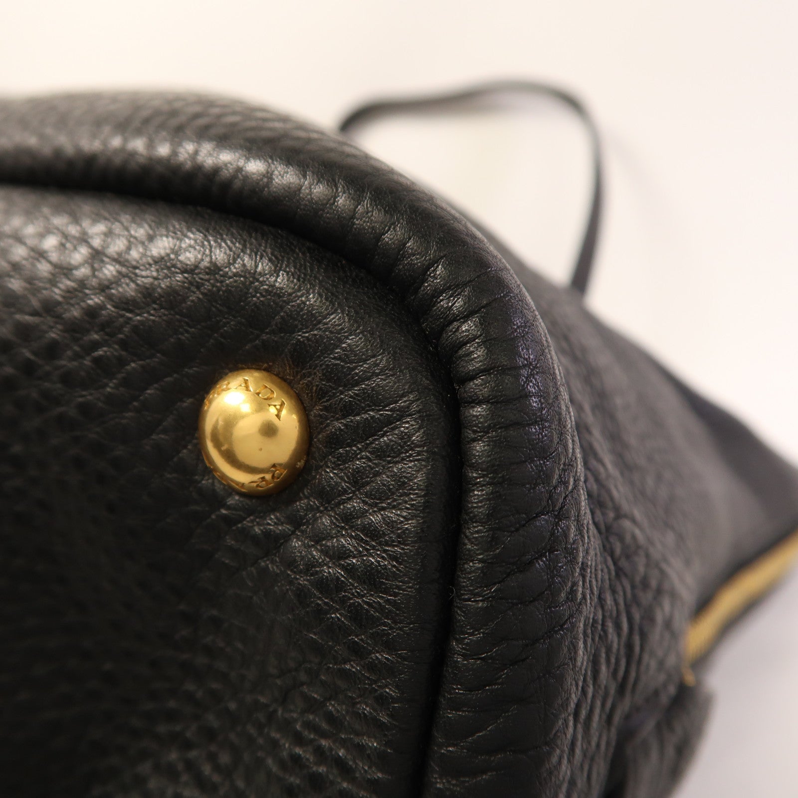 PRADA 牛皮皮革Tote Bag金扣肩背袋