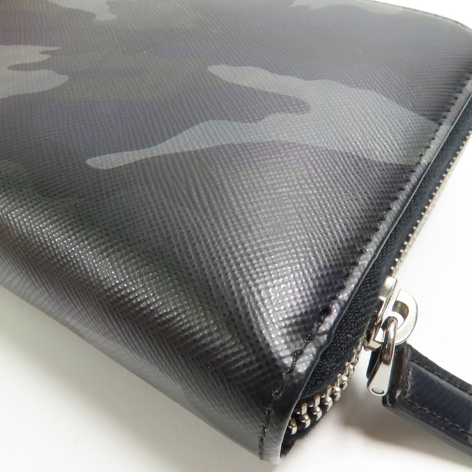 PRADA 牛皮皮革Long Wallet銀扣長錢包