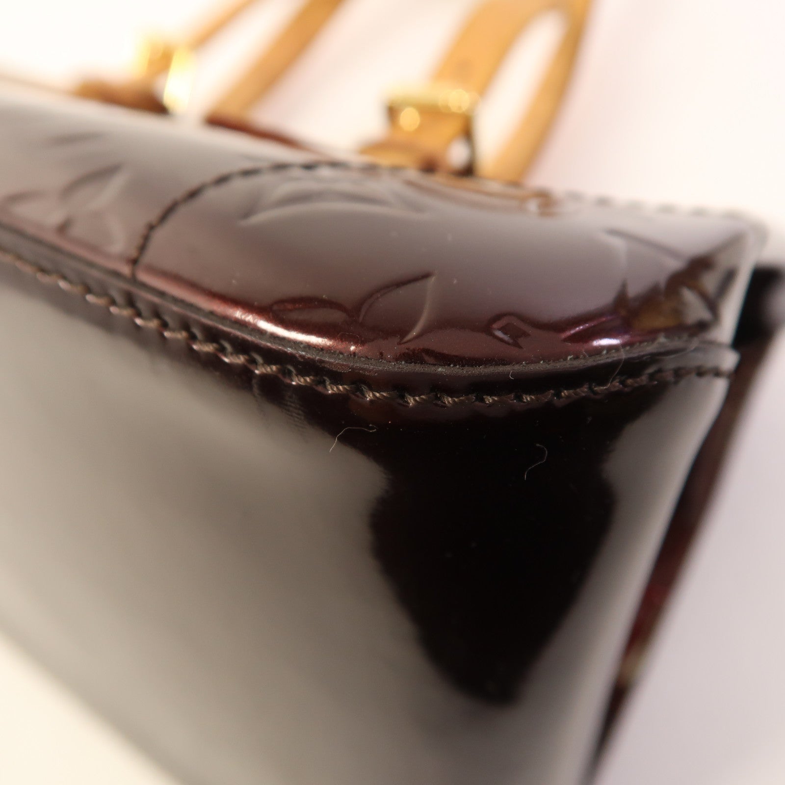 LOUIS VUITTON Vernis Rosewood Avenue金扣肩背袋