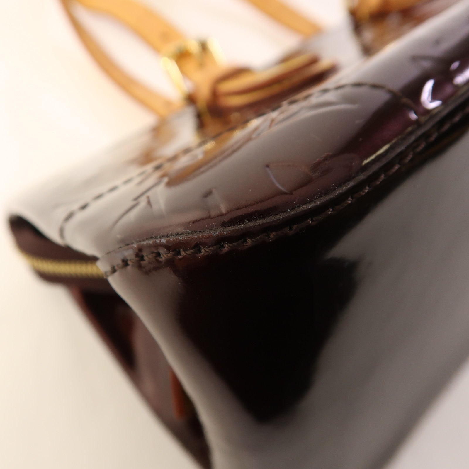 LOUIS VUITTON Vernis Rosewood Avenue金扣肩背袋