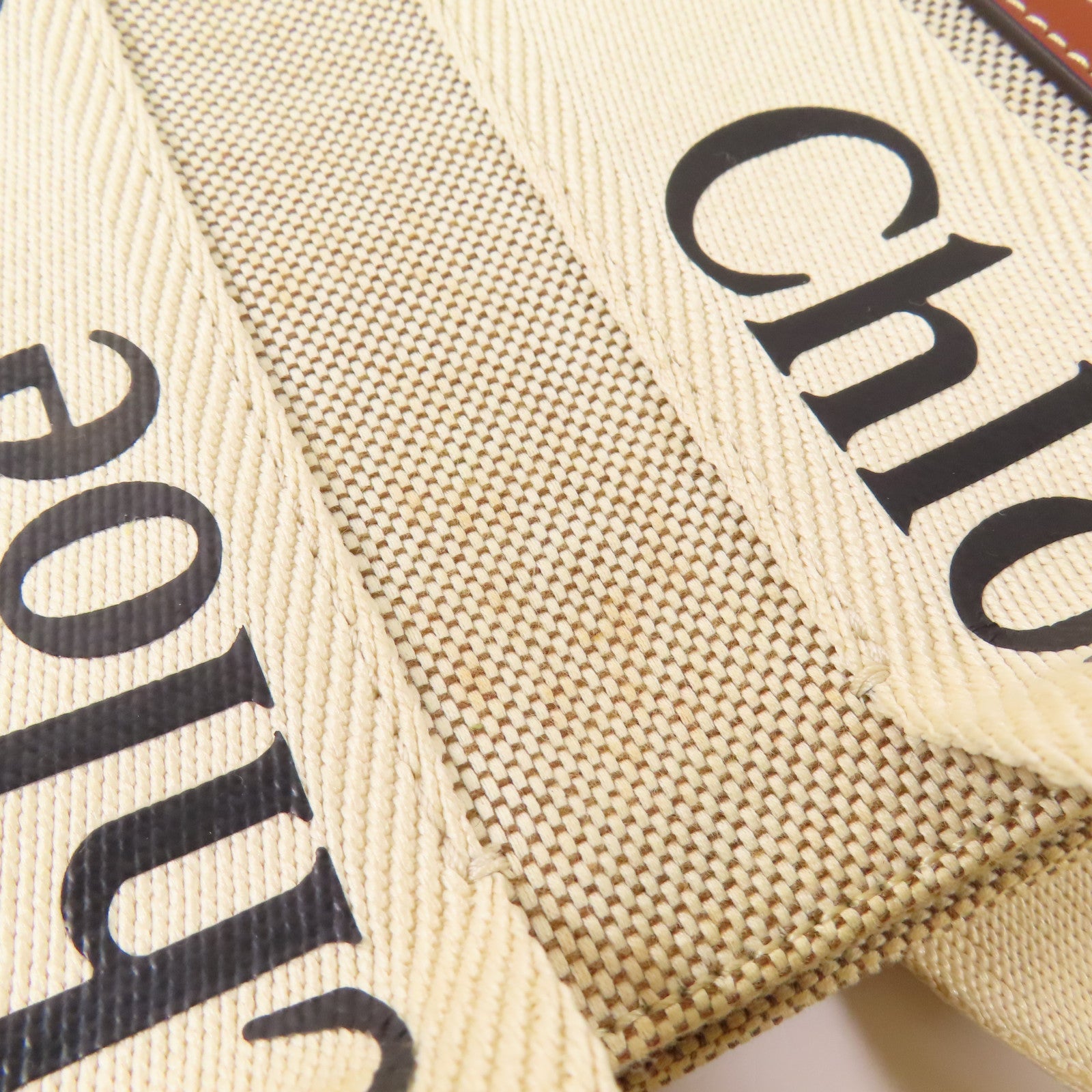 Chloe 帆布Mini Woody手挽袋