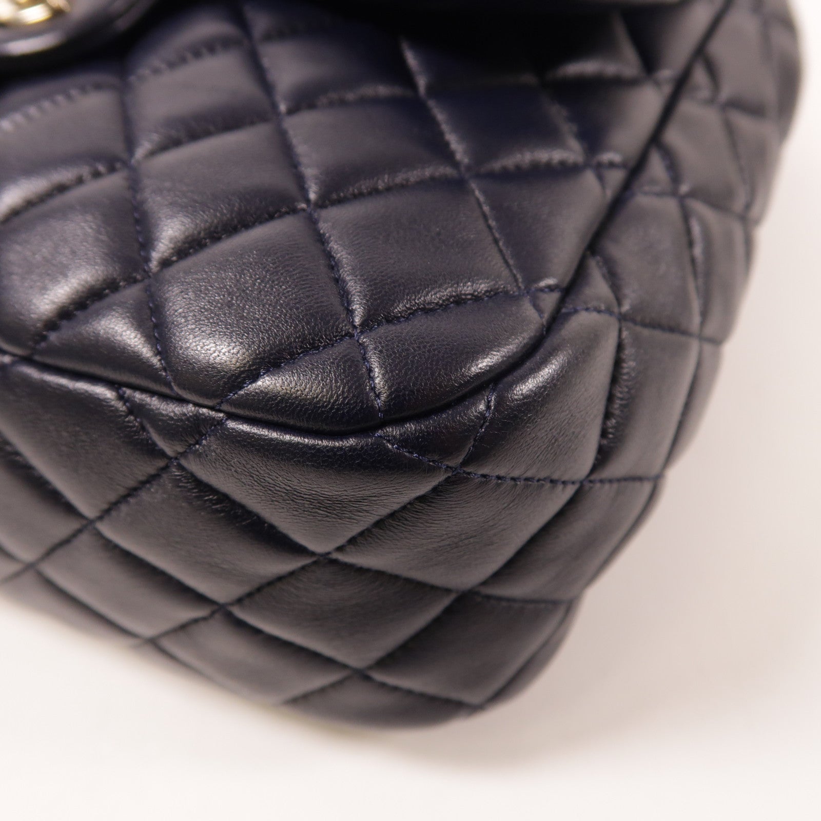 CHANEL 羊皮皮革Backpack金扣背包