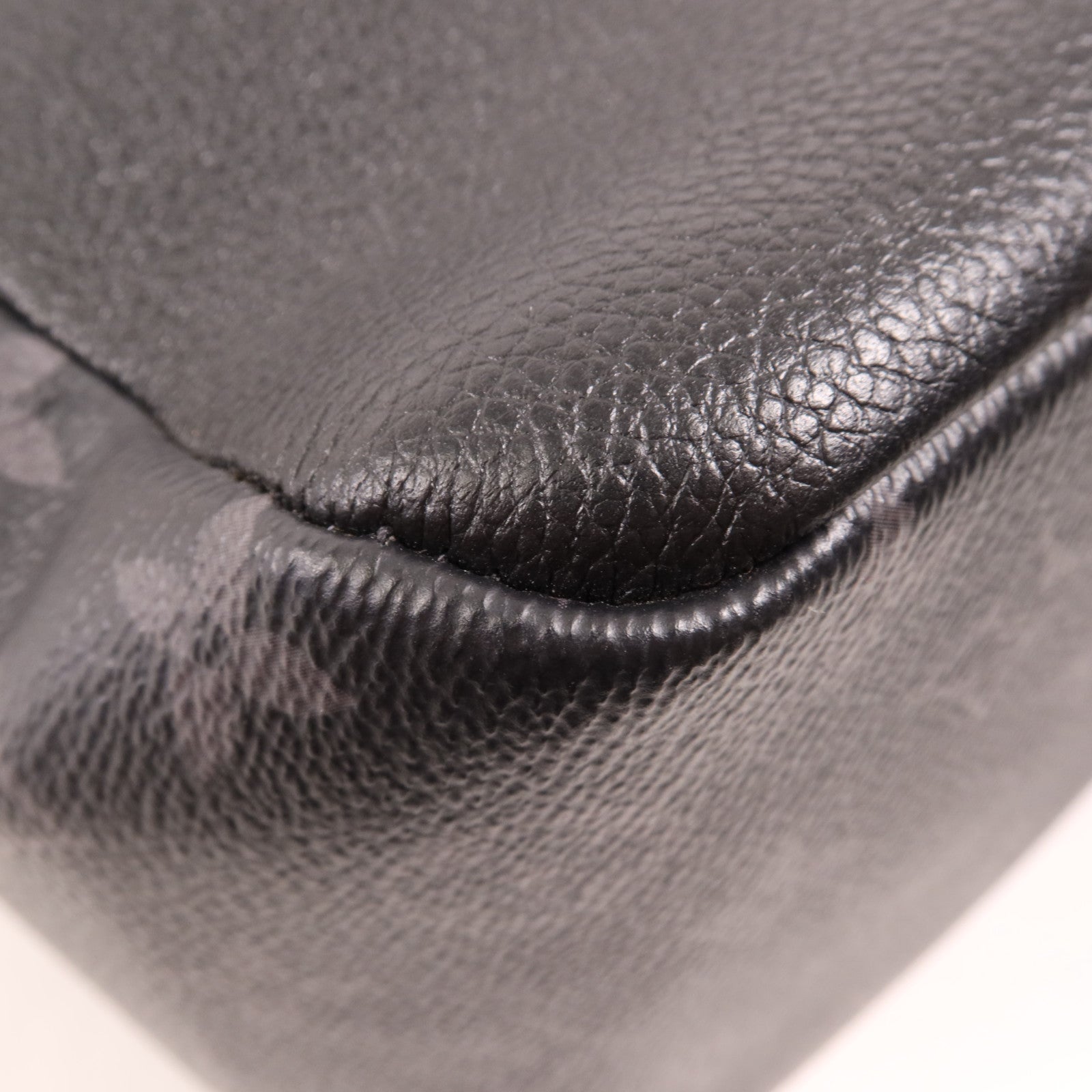 LOUIS VUITTON Monogram Eclipse Saumur銀扣背包