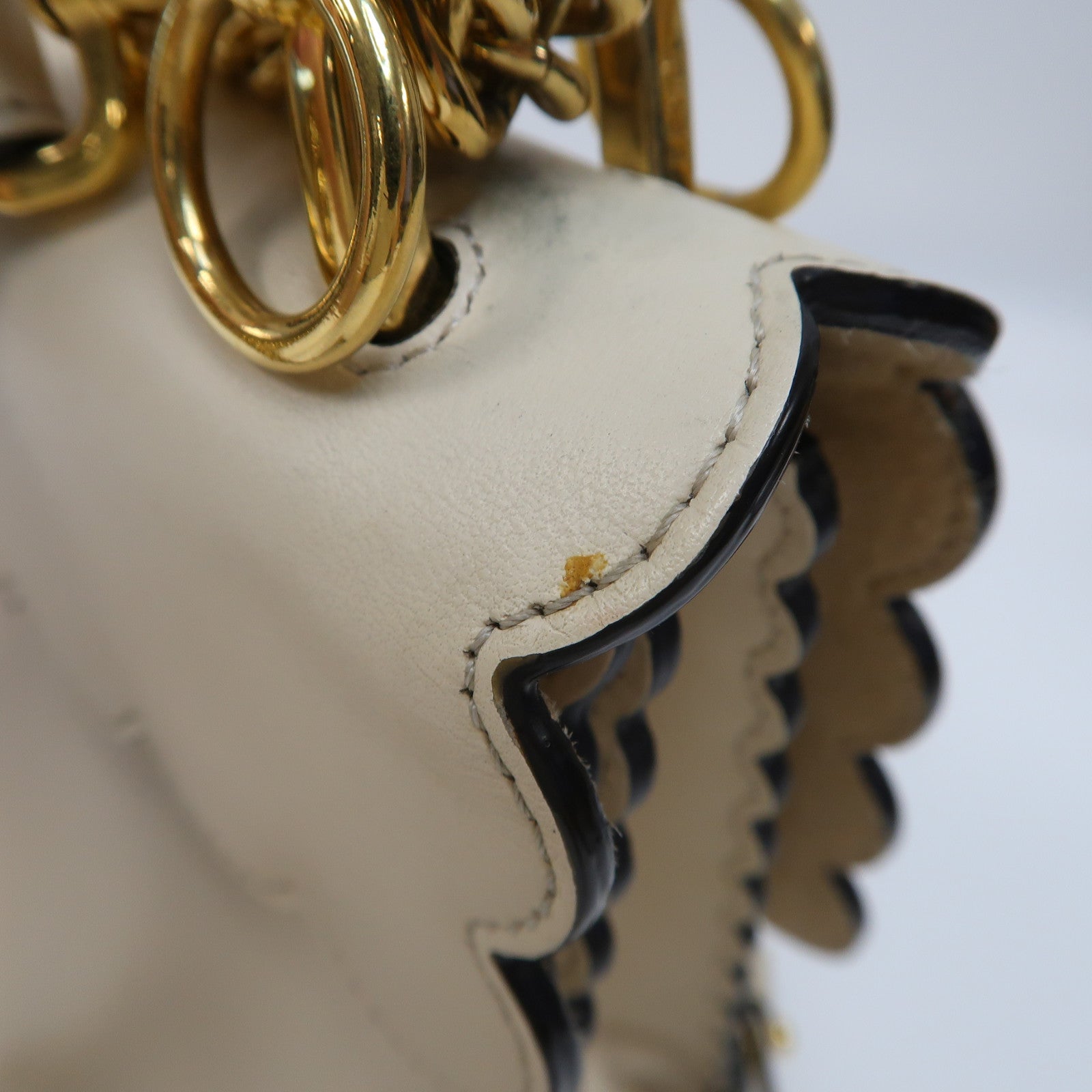 FENDI 【激減優惠】牛皮皮革Chain Shoulder金扣手挽肩背兩用袋米色