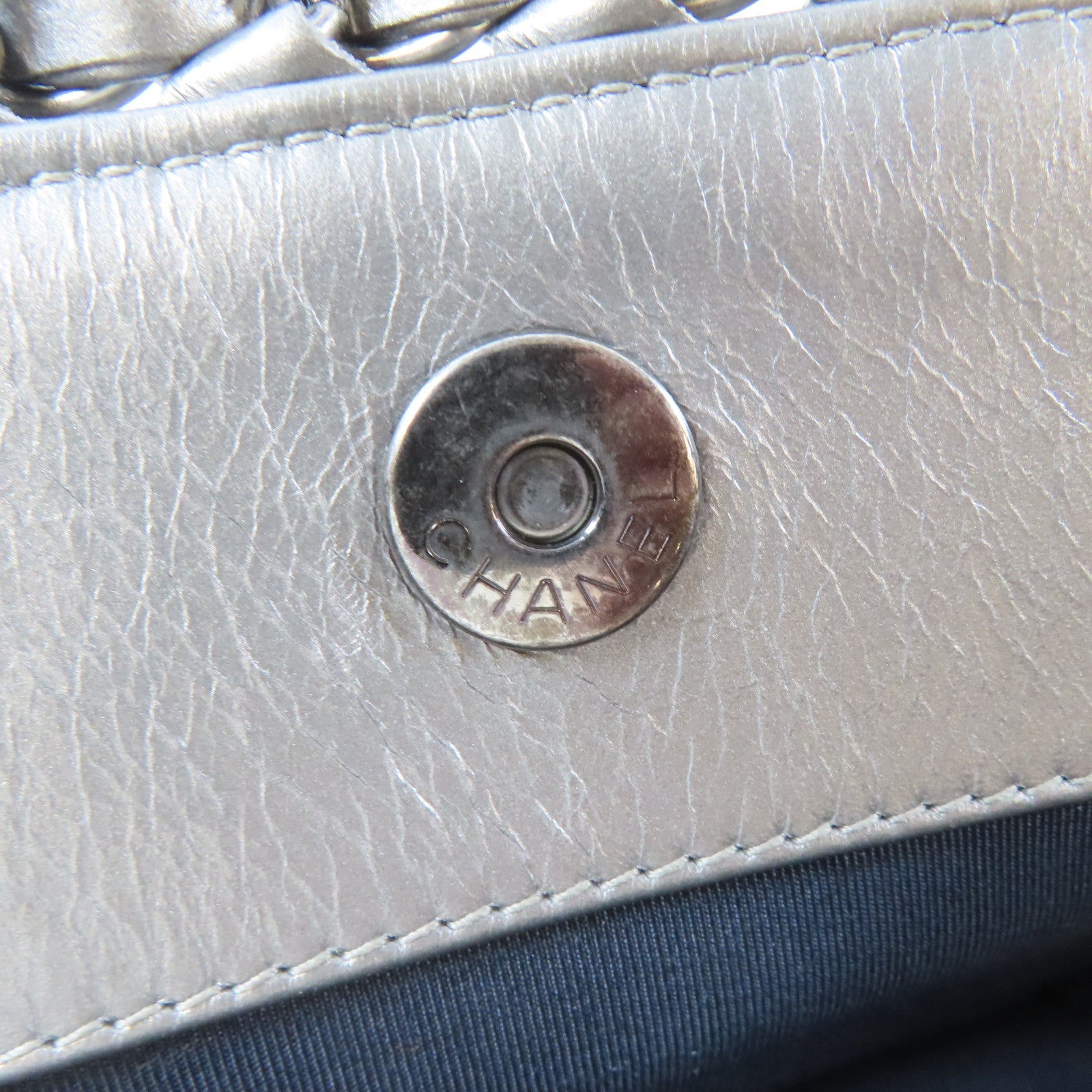 CHANEL 【激減優惠】菱格牛皮皮革Chain Shoulder Bag黑扣鏈帶肩背袋銀色