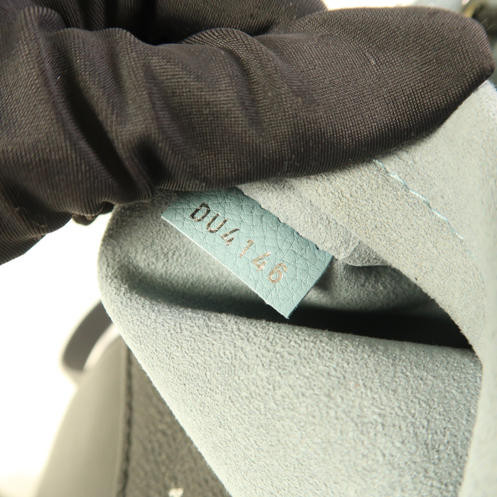 LOUIS VUITTON LV SHW Lockme Backpack Rucksack Calfskin Leather Blue Black