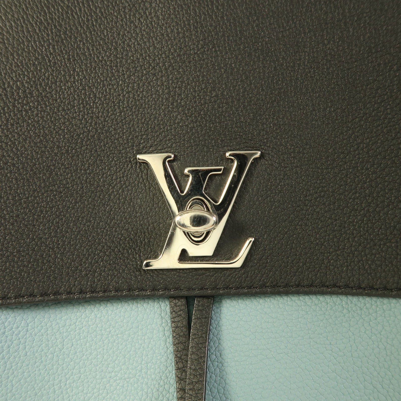 LOUIS VUITTON LV SHW Lockme Backpack Rucksack Calfskin Leather Blue Black