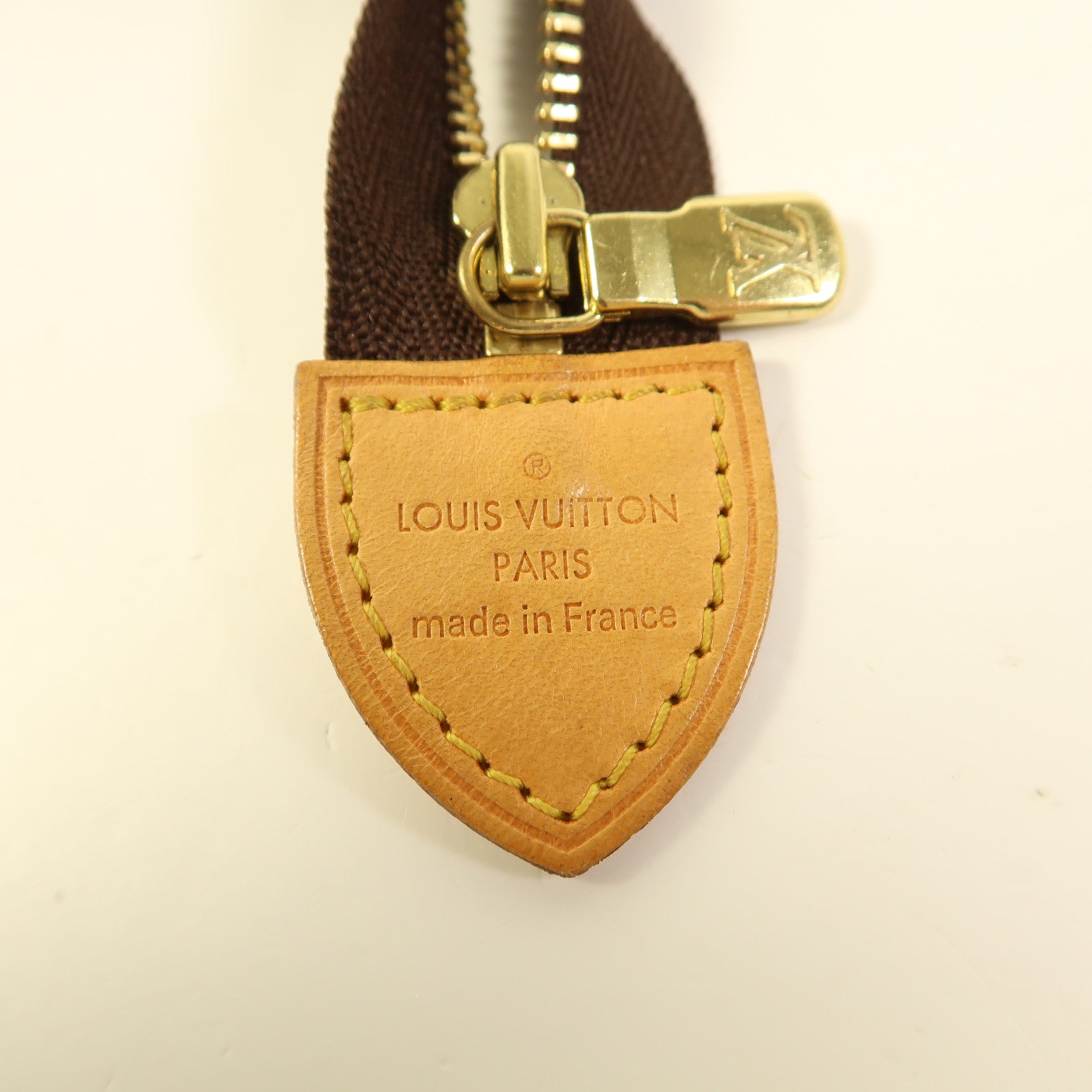 LOUIS VUITTON Monogram Jungle Dots Toiletry Pouch金扣小袋