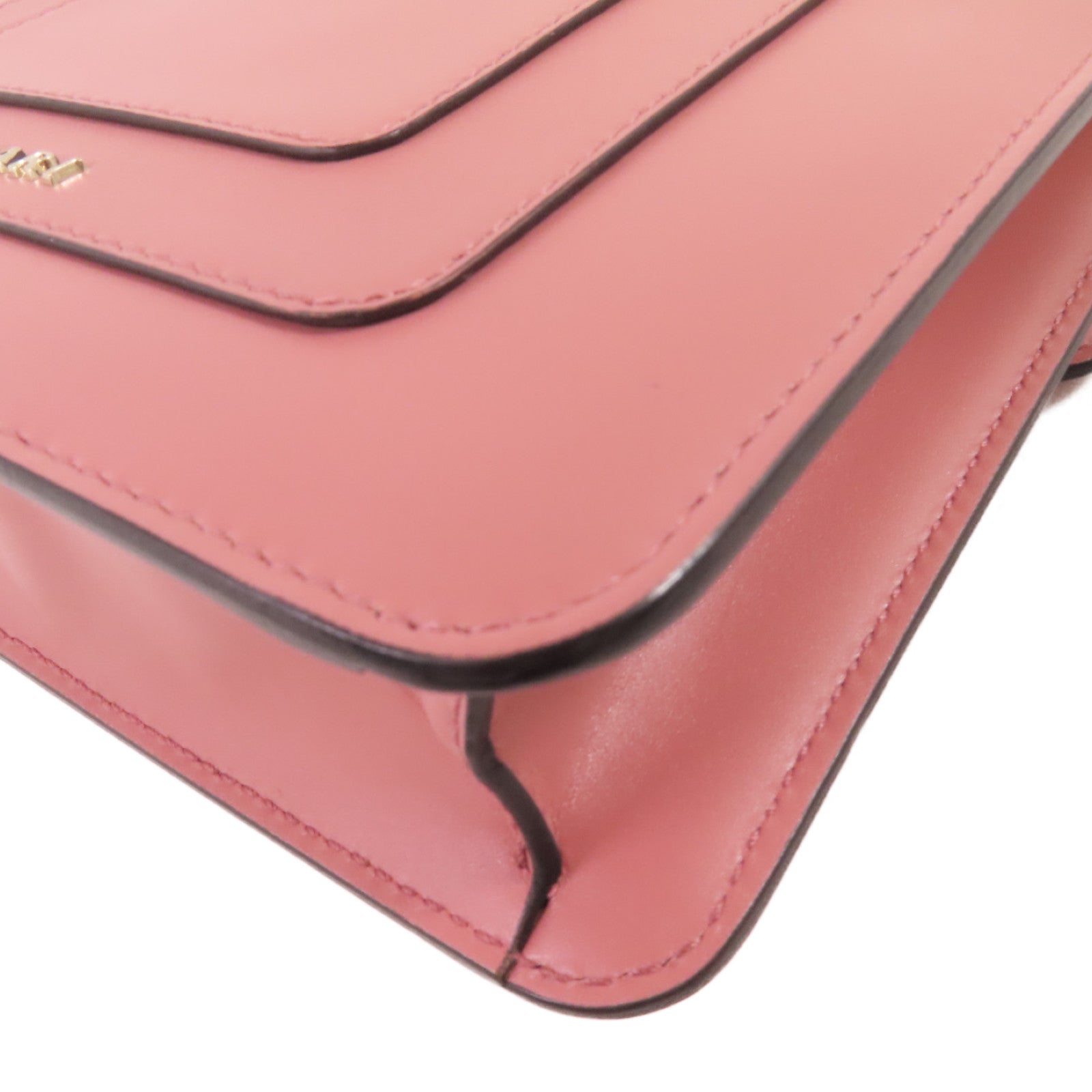 BVLGARI 【激減優惠】牛皮皮革Serpenti Forever Small Shoulder Bag銀扣鏈帶肩背粉紅色