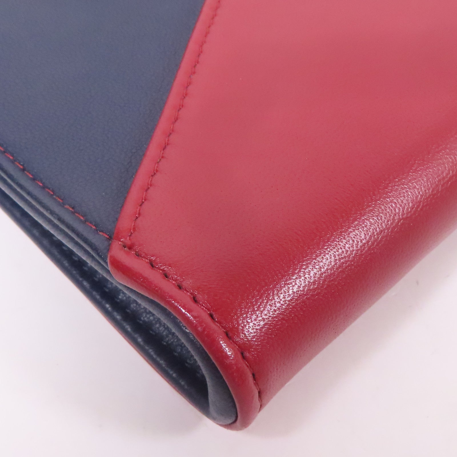 CHANEL 皮革Clutch Bag金扣手拿包