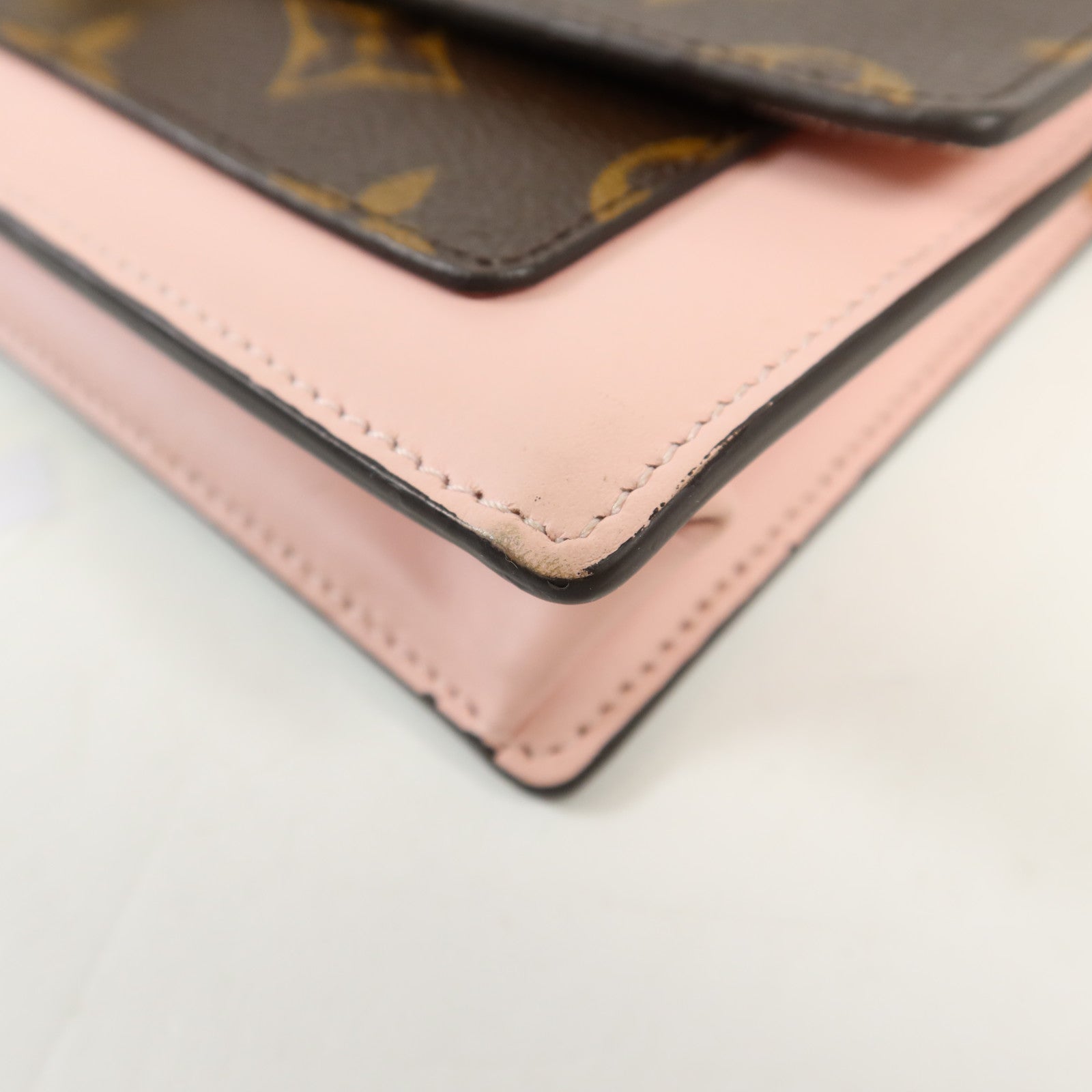 LOUIS VUITTON Monogram Flore Chain Wallet金扣鏈帶肩背袋