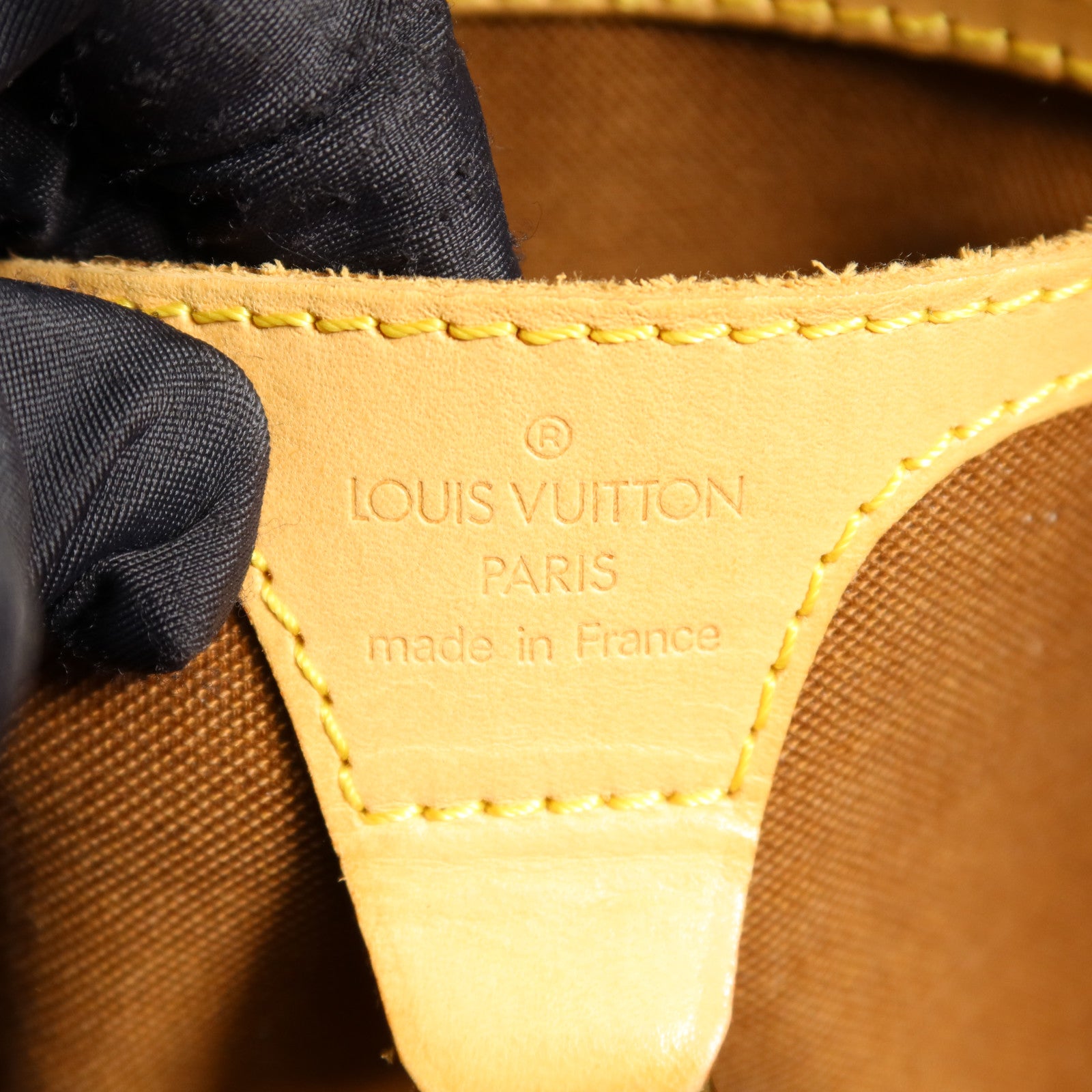 LOUIS VUITTON Monogram Elipse MM金扣手挽袋