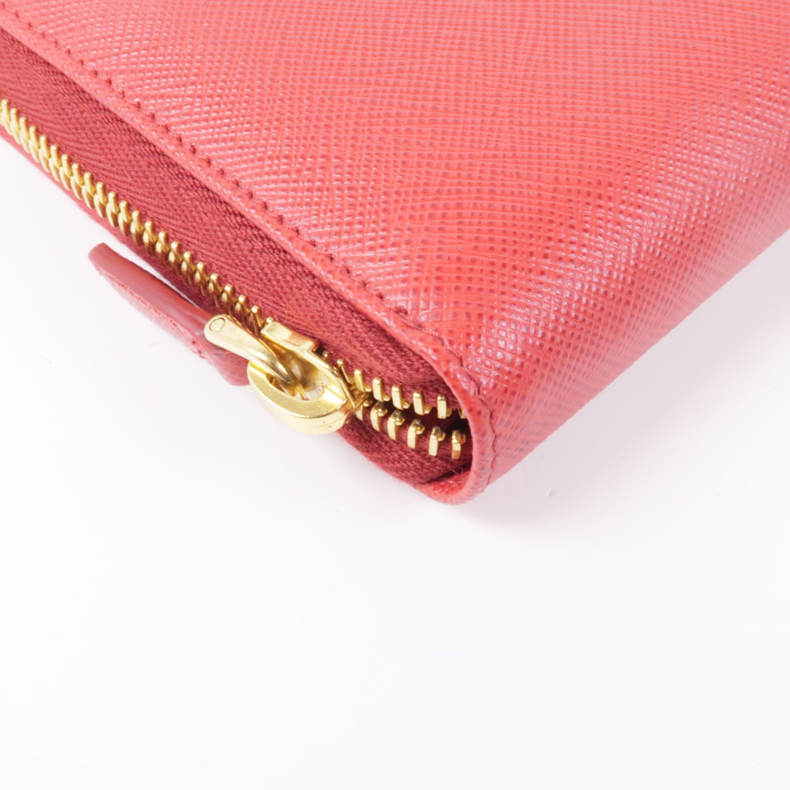 PRADA Saffiano皮革Long Wallet金扣長錢包