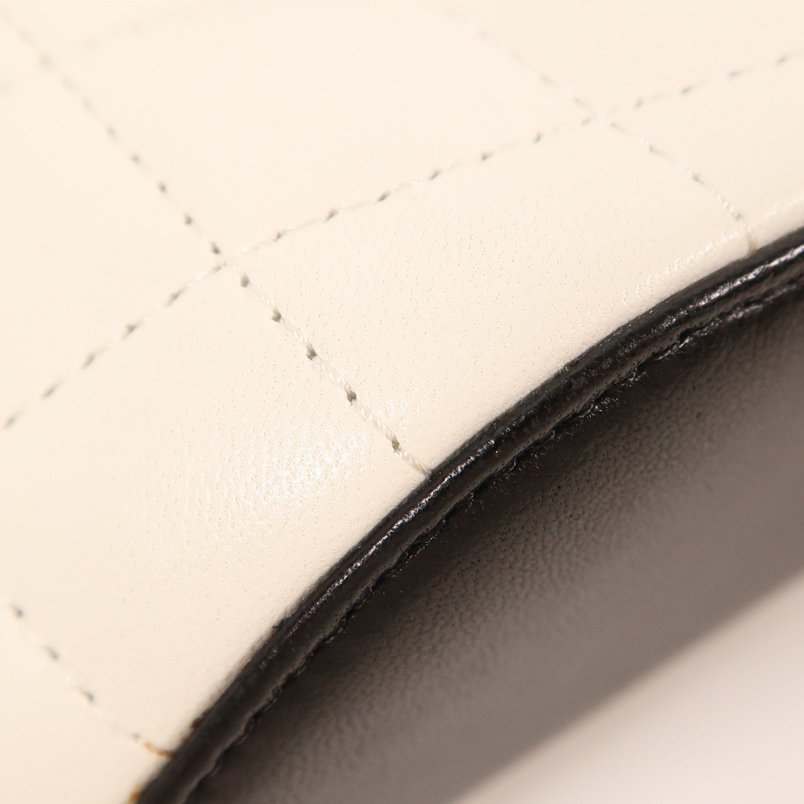 CHANEL 羊皮皮革Handbag銀扣手拿包