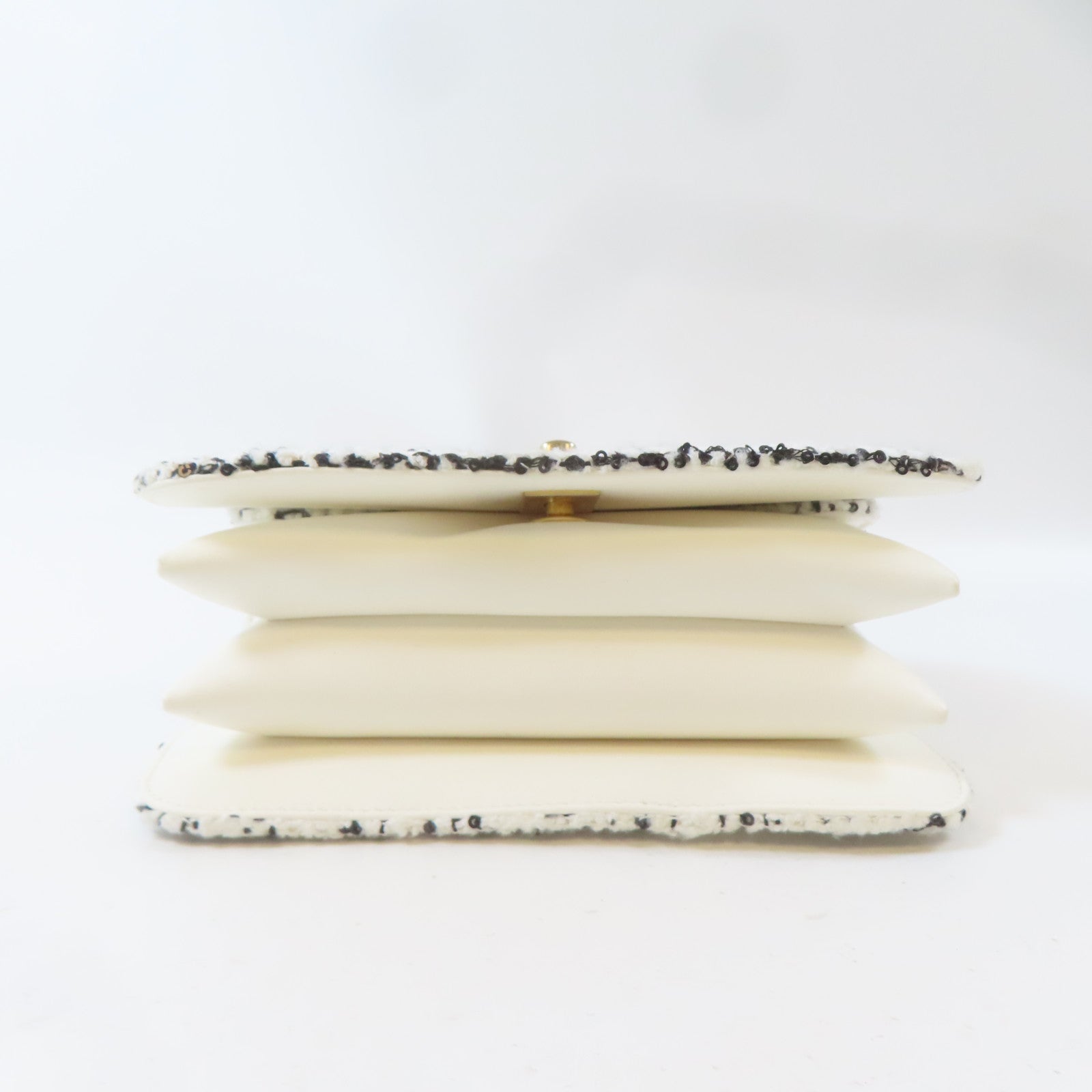 CHANEL 【激減優惠】斜紋軟呢2 Way Shoulder Bag金扣手挽肩背兩用袋黑色/白色