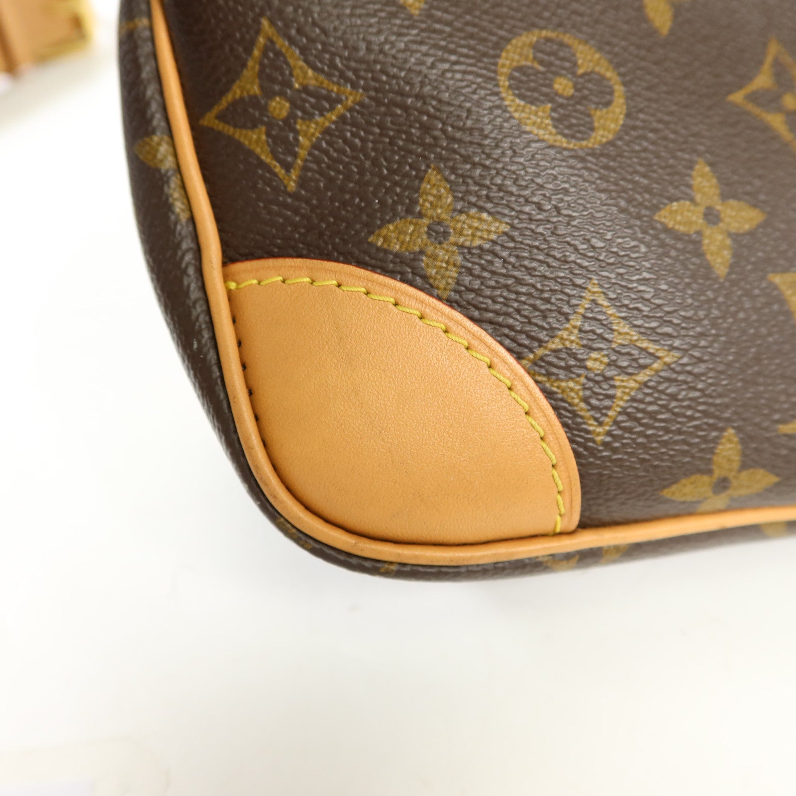 LOUIS VUITTON Monogram Odeon PM金扣手挽袋