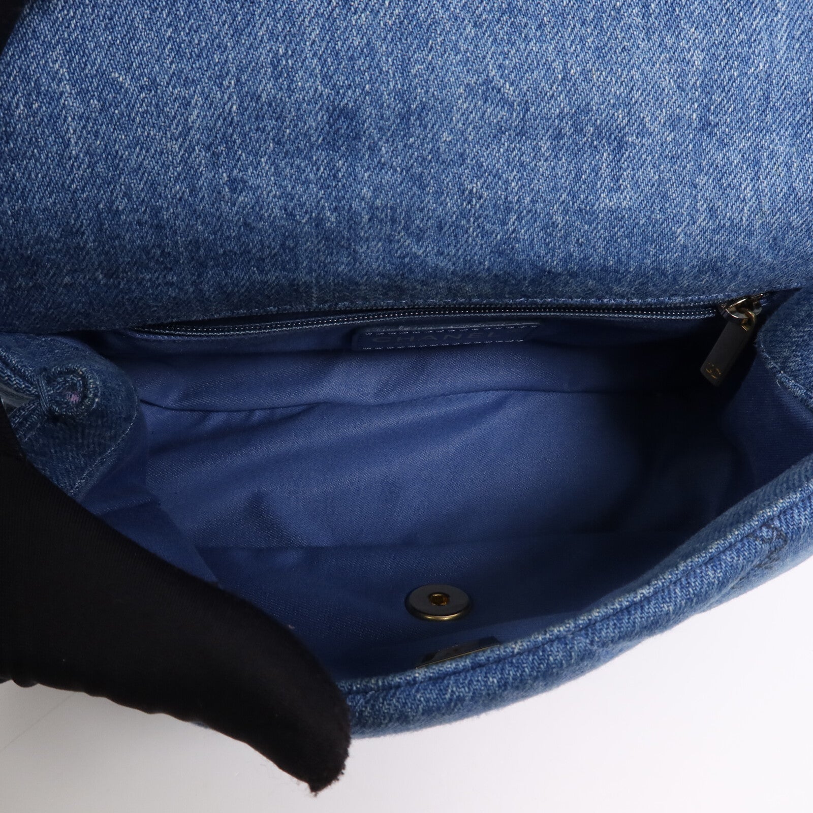 CHANEL 牛仔布Chain Shoulder Bag金扣鏈帶肩背袋