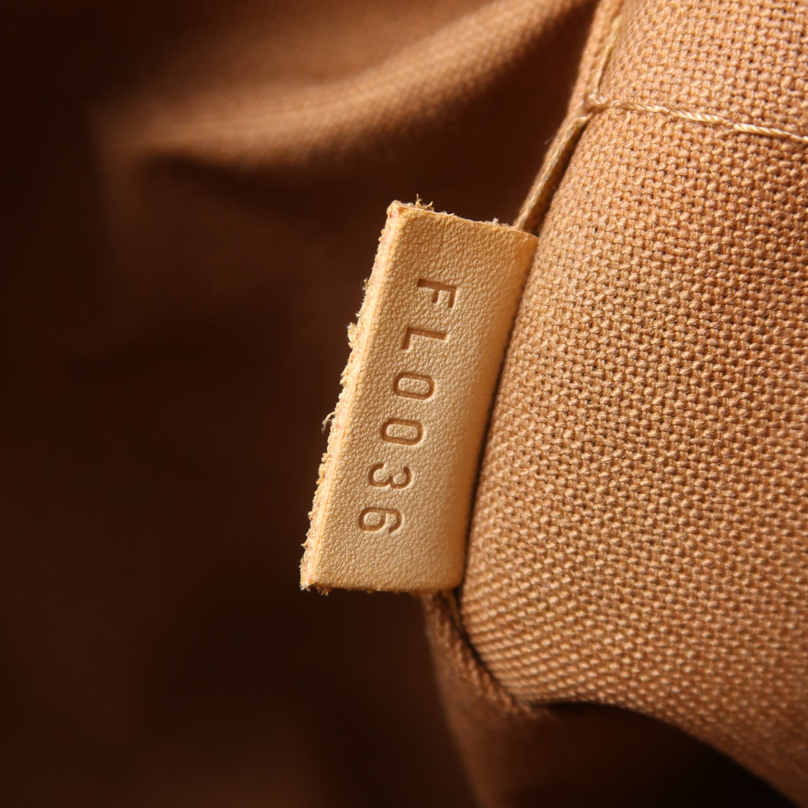 LOUIS VUITTON 【激減優惠】Monogram Lockit金扣手挽袋啡色