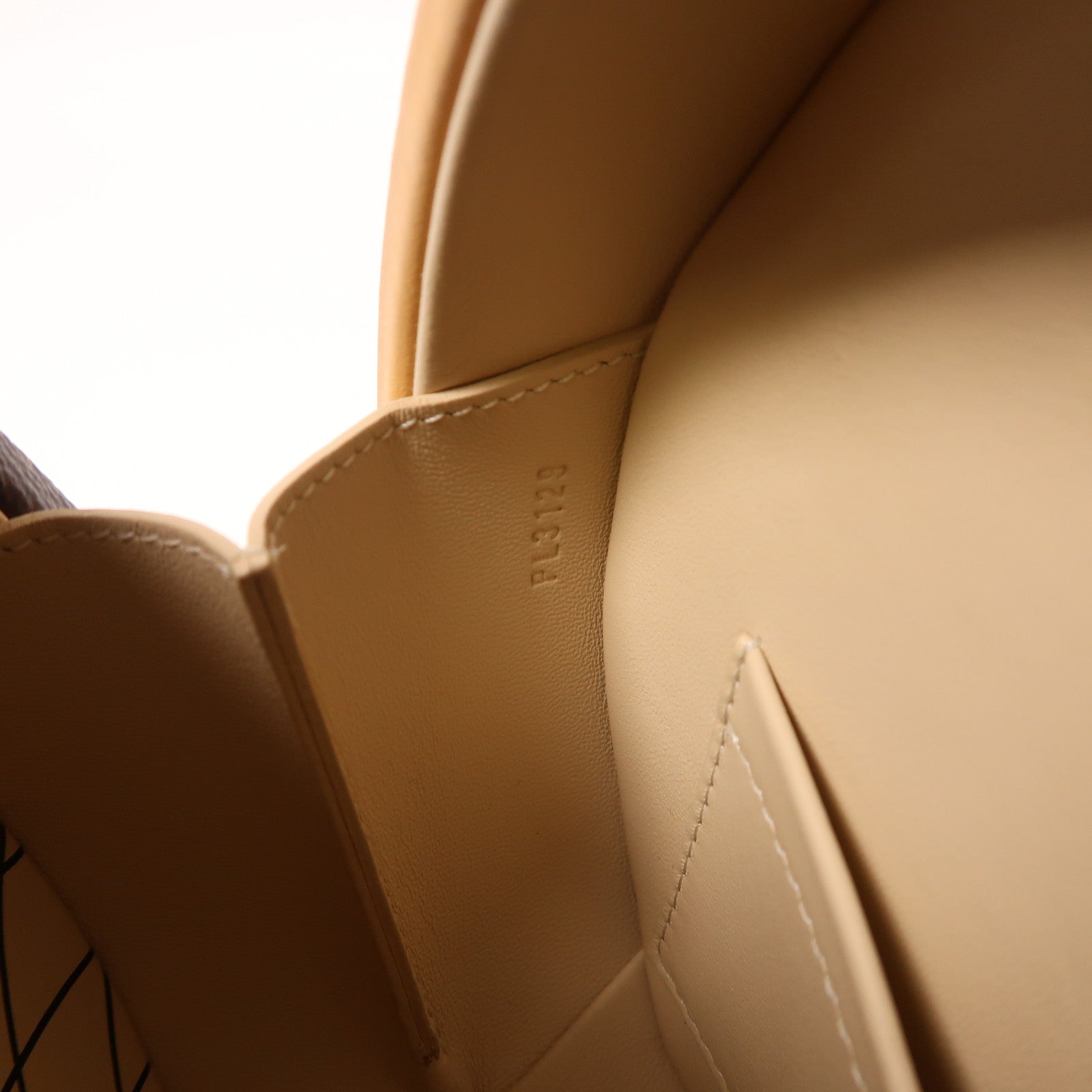 LOUIS VUITTON Monogram Petite Boite Chapeau金扣手挽肩背兩用袋