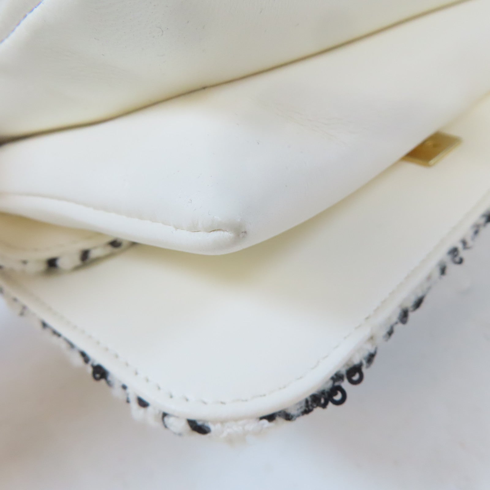 CHANEL 【激減優惠】斜紋軟呢2 Way Shoulder Bag金扣手挽肩背兩用袋黑色/白色