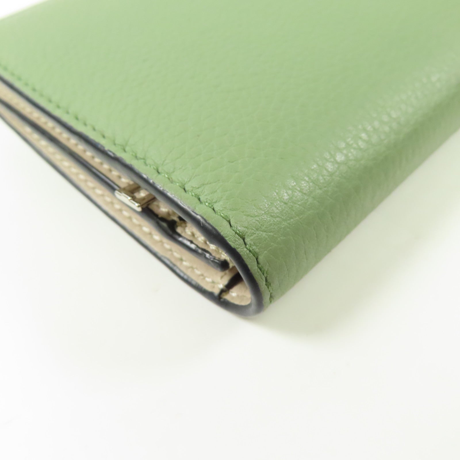 LOEWE 牛皮皮革Large Vertical Wallet銀扣長錢包