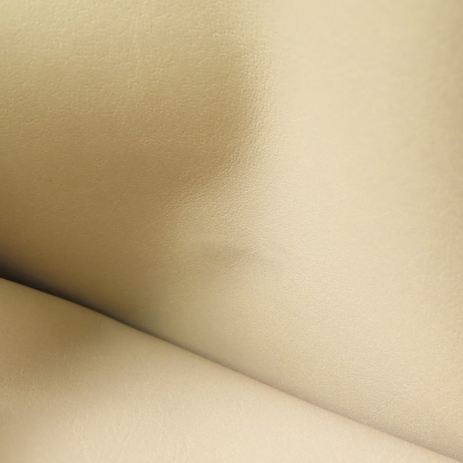 LOEWE 牛皮皮革Large Vertical Wallet銀扣長錢包