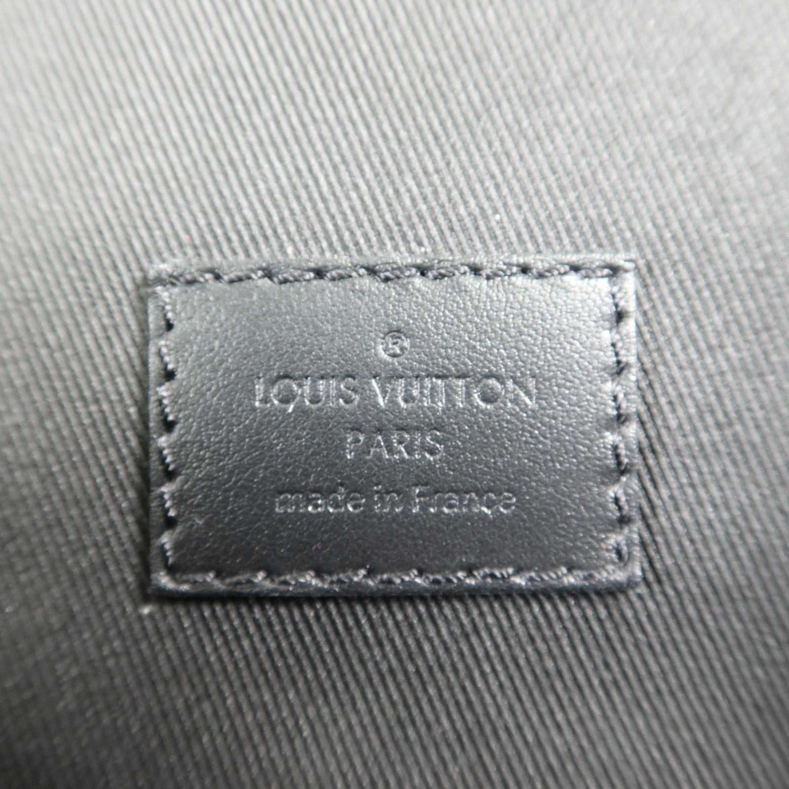 LOUIS VUITTON Monogram Eclipse Christopher MM銀扣背包