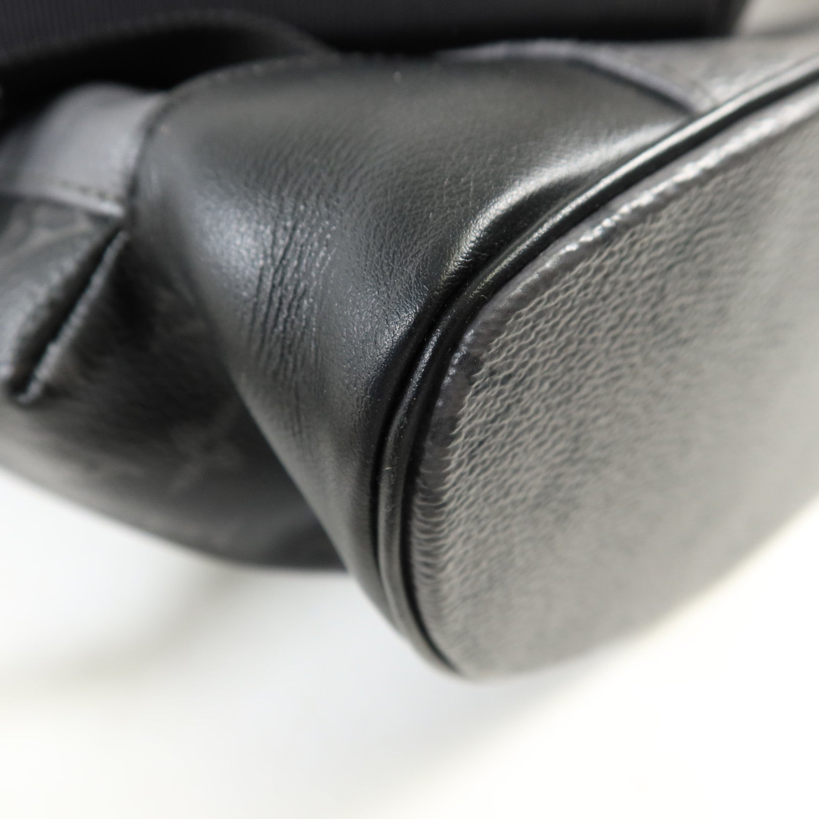 LOUIS VUITTON Monogram Eclipse Christopher MM銀扣背包